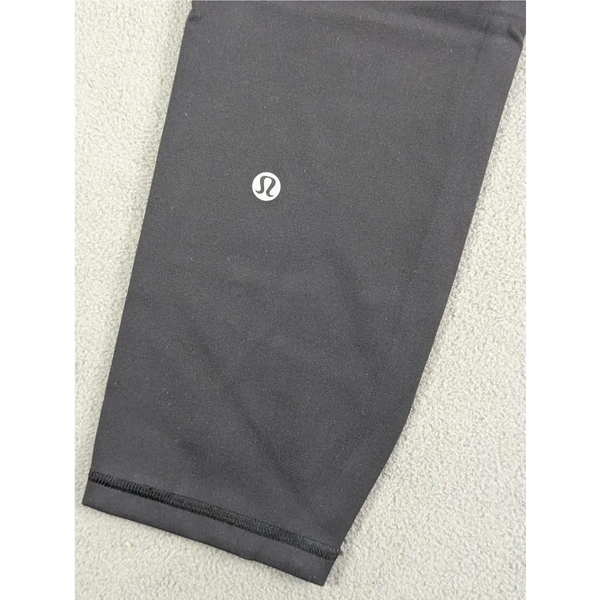 Lululemon clothing - Black 2