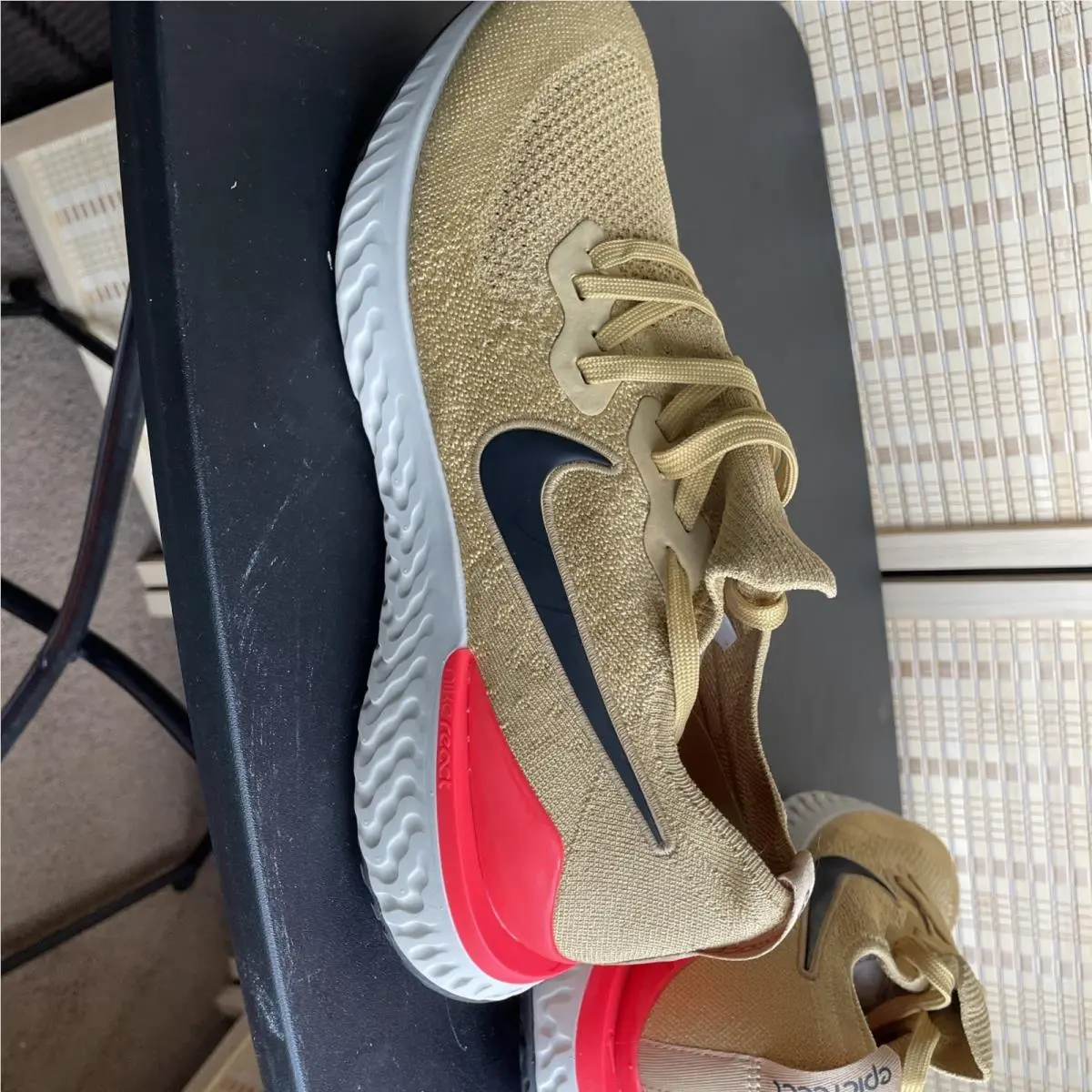 Nike shoes - Nike Epic React - Epic React - BQ8928-700 - Gold, Manufacturer: Club Gold/Metallic Gold-Black-Red Orbit-Desert Orange 8