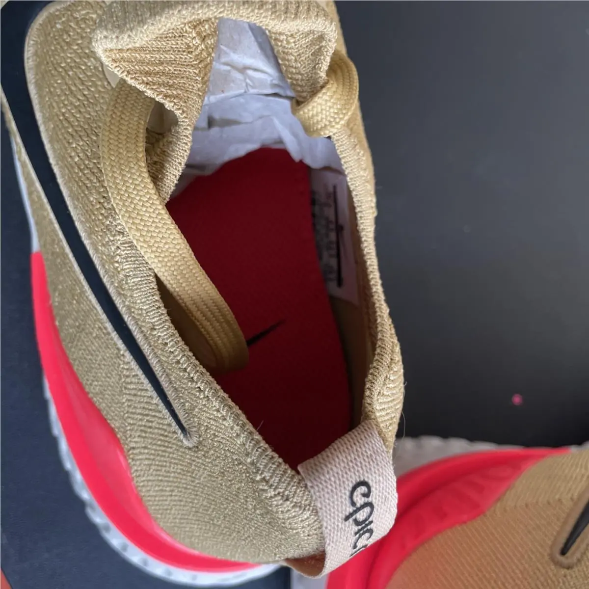 Nike shoes - Nike Epic React - Epic React - BQ8928-700 - Gold, Manufacturer: Club Gold/Metallic Gold-Black-Red Orbit-Desert Orange 7