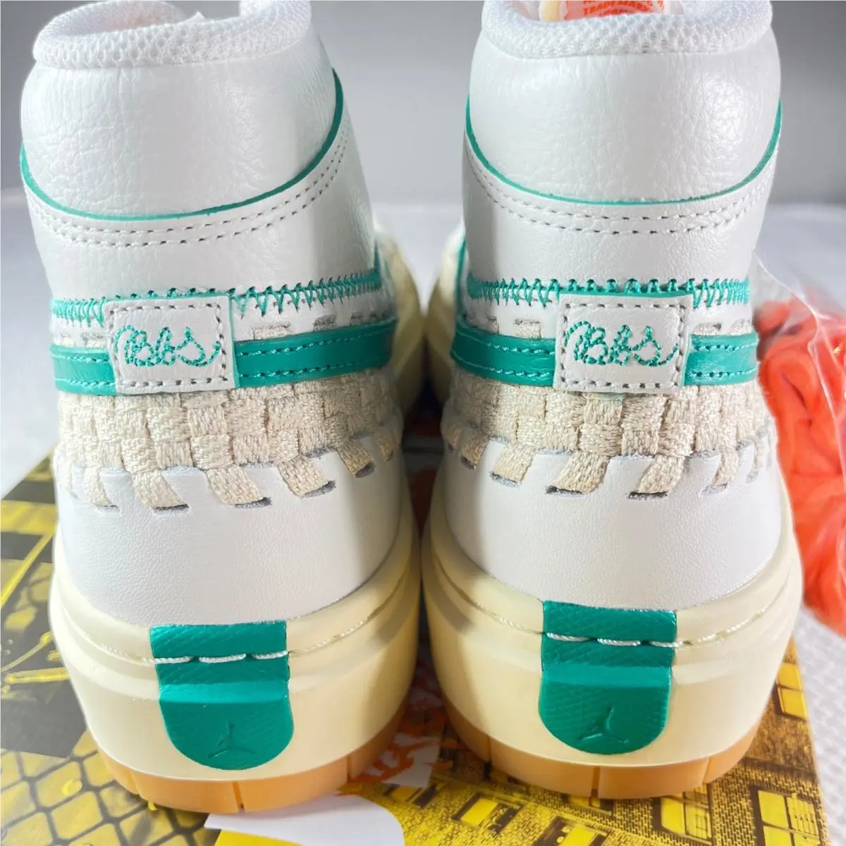 Nike shoes - Air Jordan 1 - Air - White 8