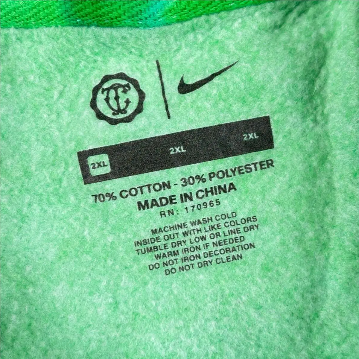 Nike clothing - Green 2