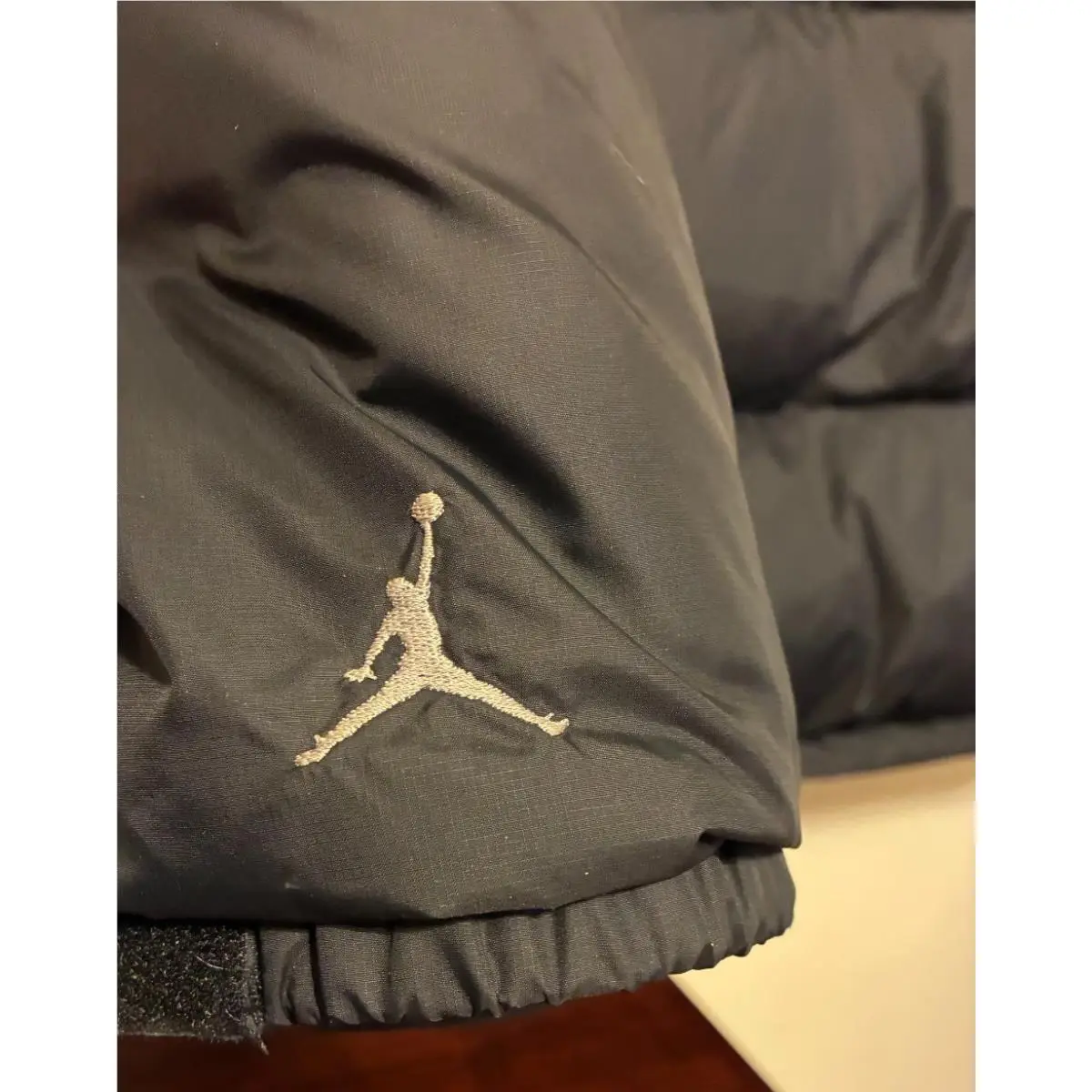 Nike clothing - Nike Jumpman - Jumpman - 355184 - Black (UPC: 826216694037) 4