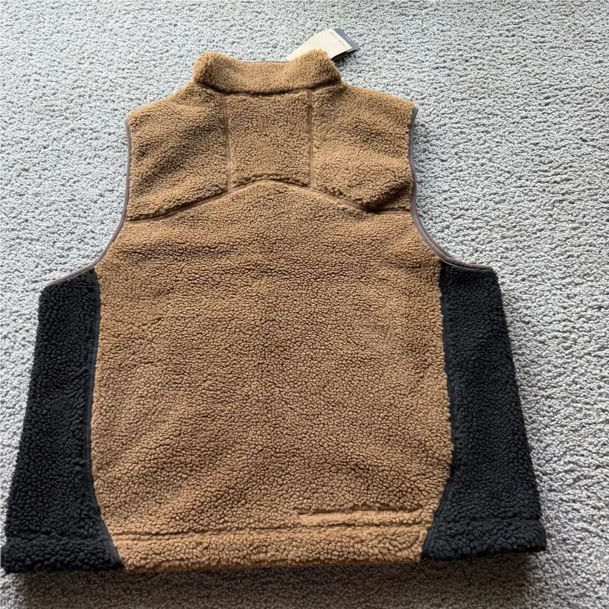 Nike clothing - Brown 10