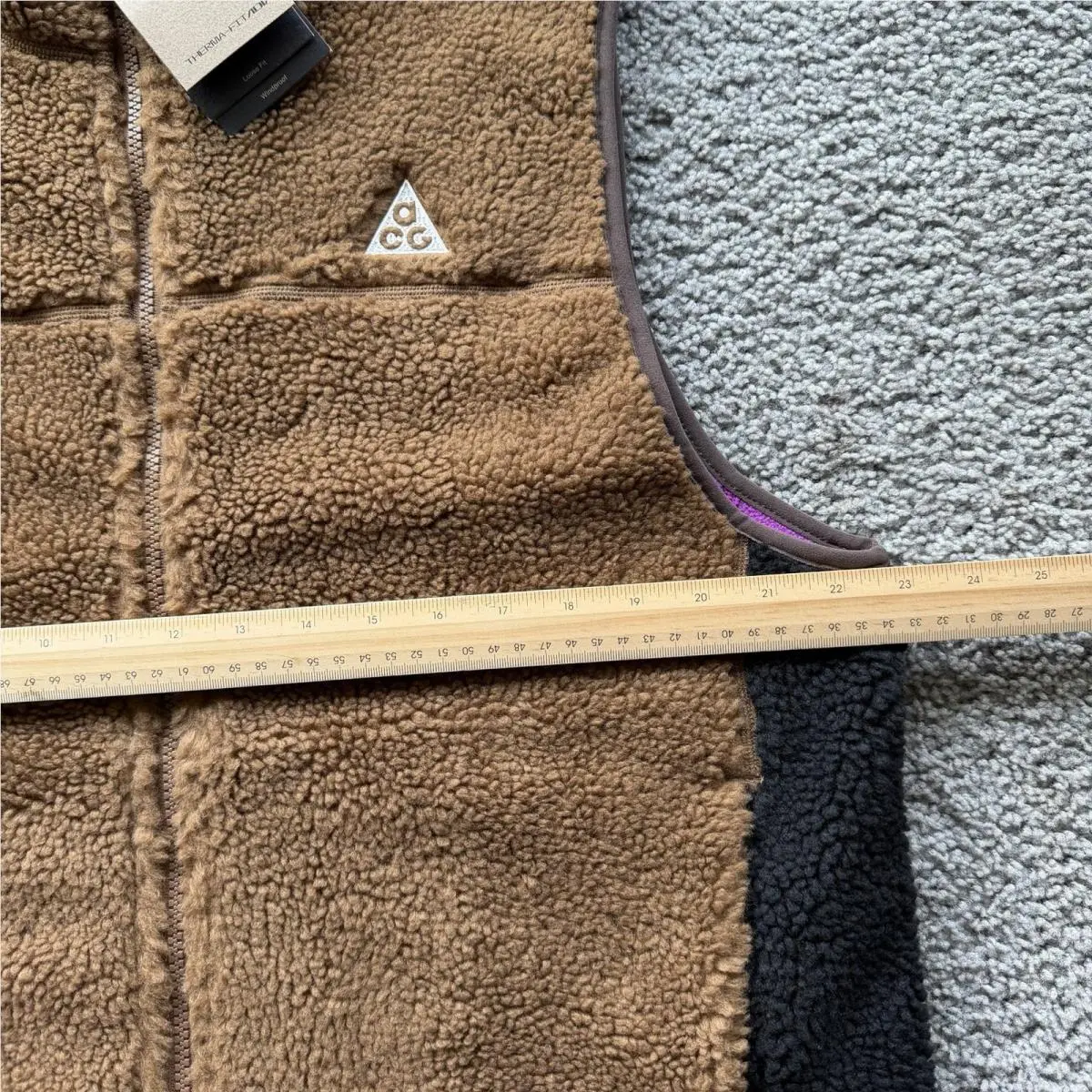 Nike clothing - Brown 3