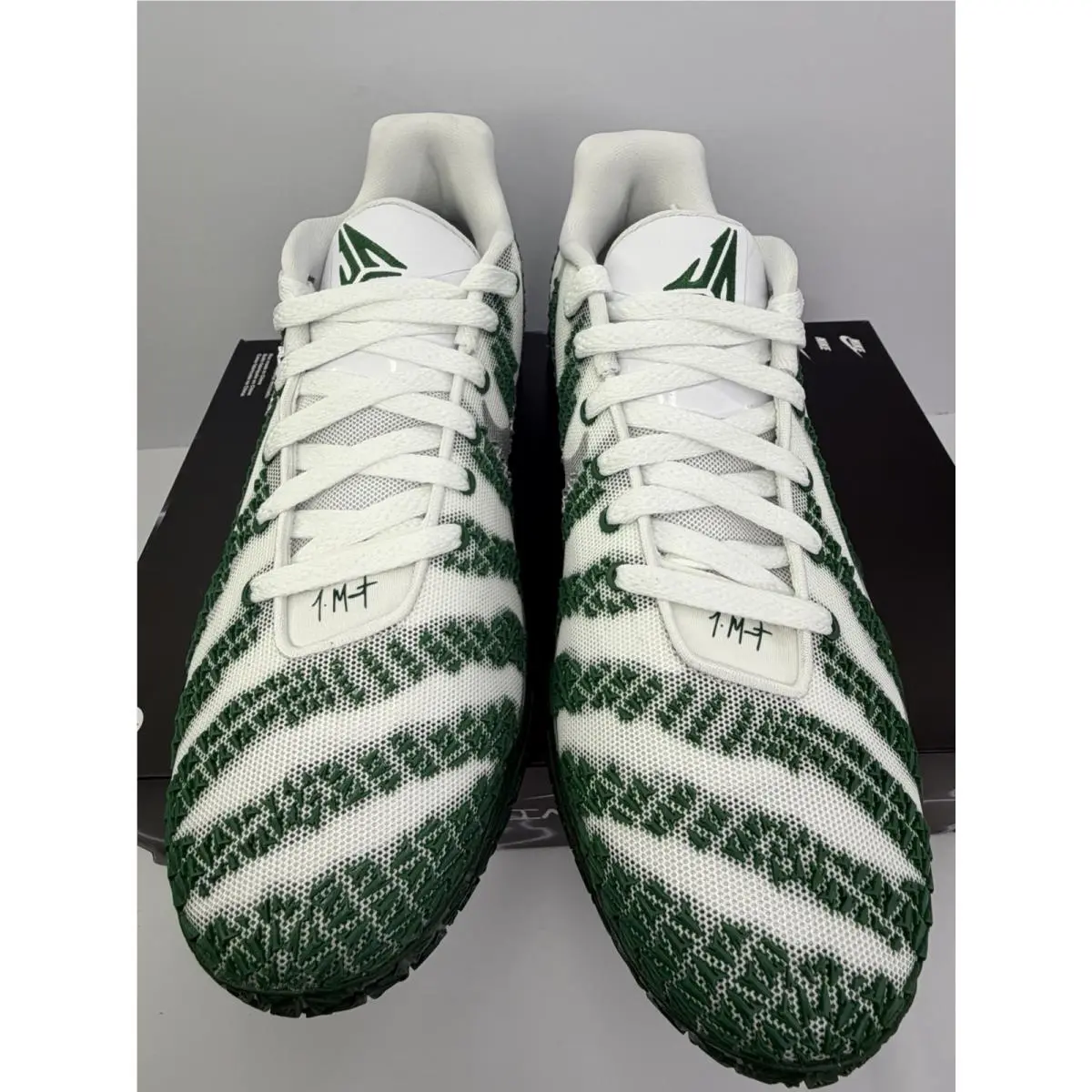 Nike shoes - Nike - IV4426-103 - White/Metallic Silver 8
