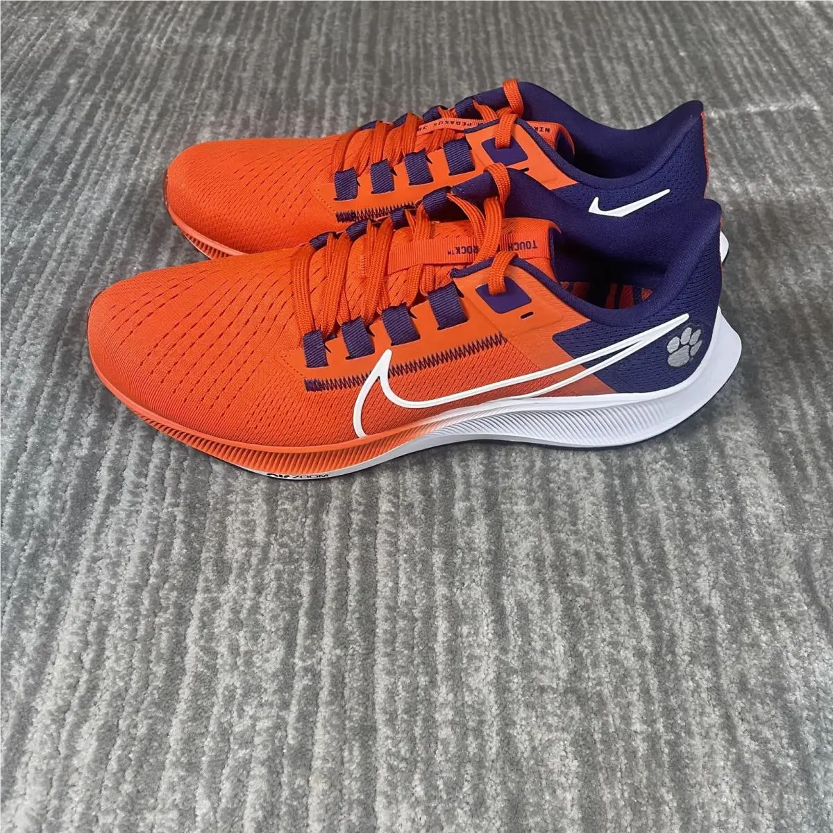 Nike shoes - Orange 1