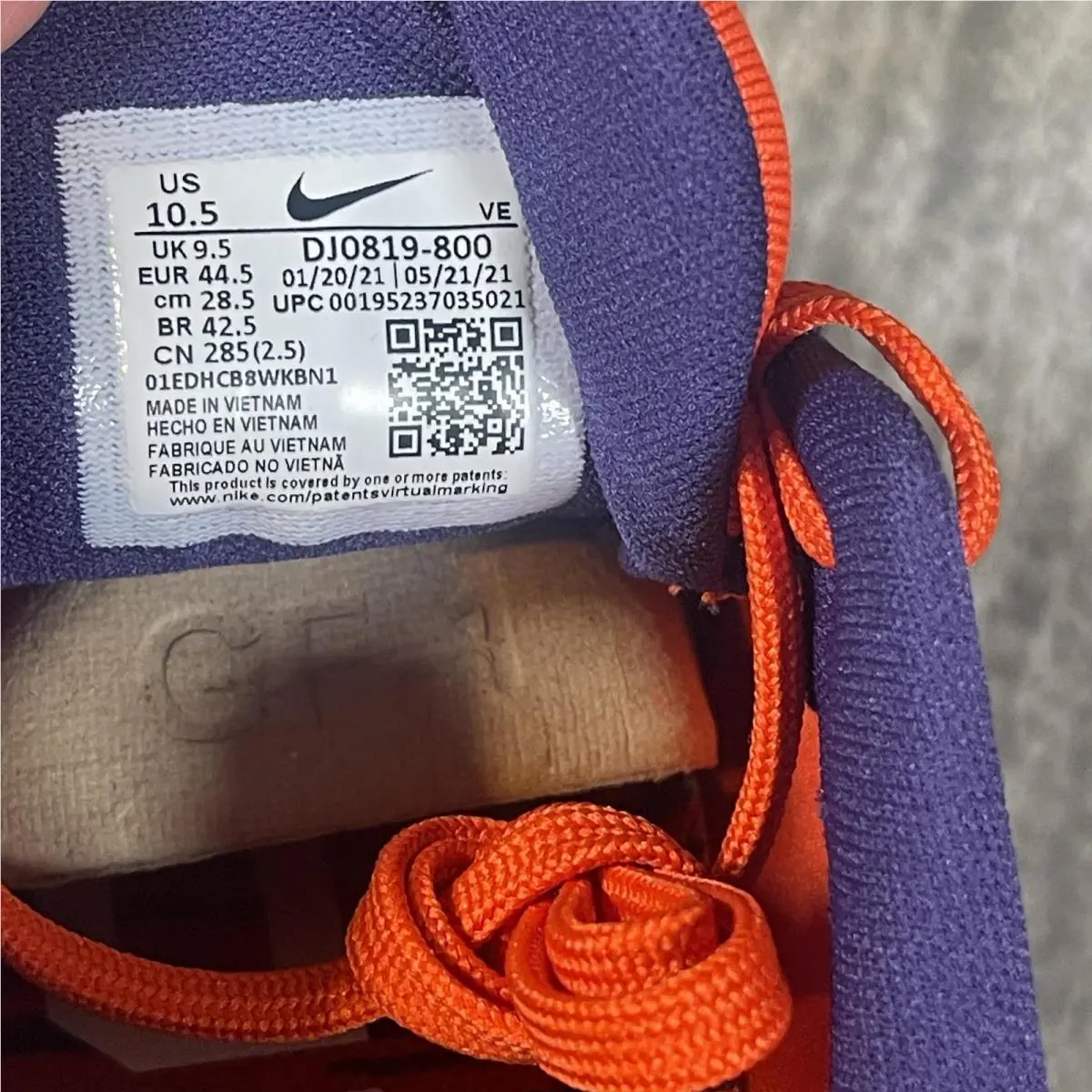 Nike shoes - Orange 6