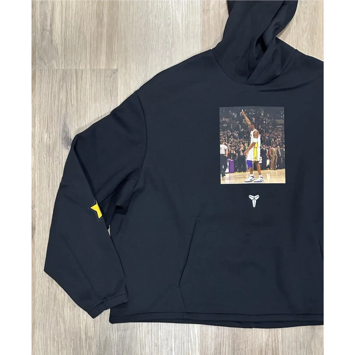 Nike clothing - Black (UPC: 198728163890) 1