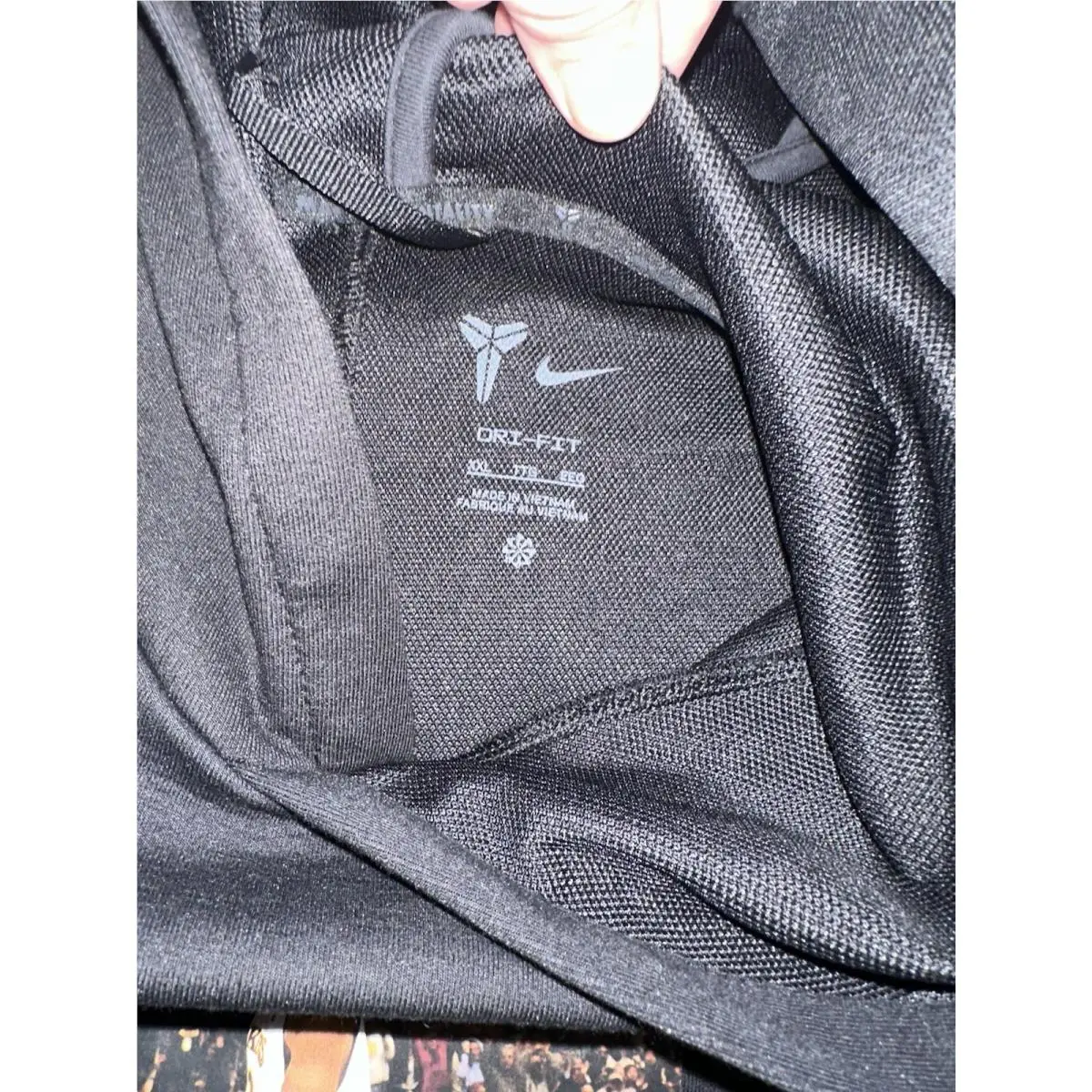 Nike clothing - Black (UPC: 198728163890) 5