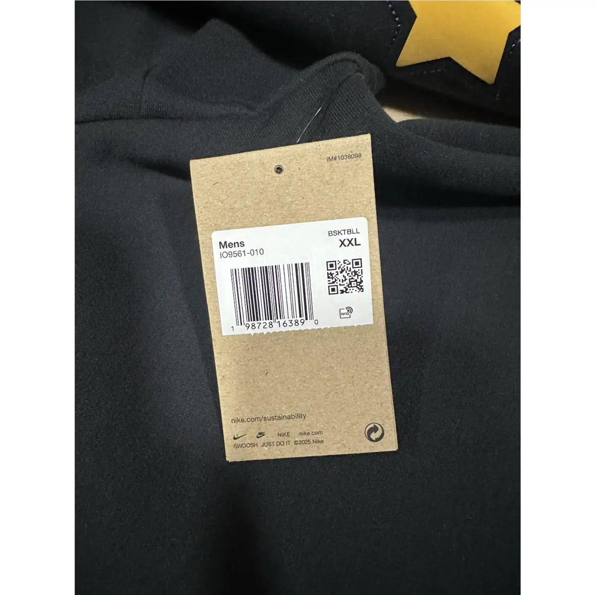 Nike clothing - Black (UPC: 198728163890) 7