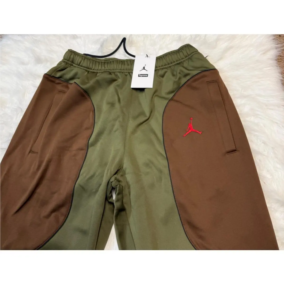 Nike clothing - Air jordan - Air - HF0832395 - Green (UPC: 197599203780) 0