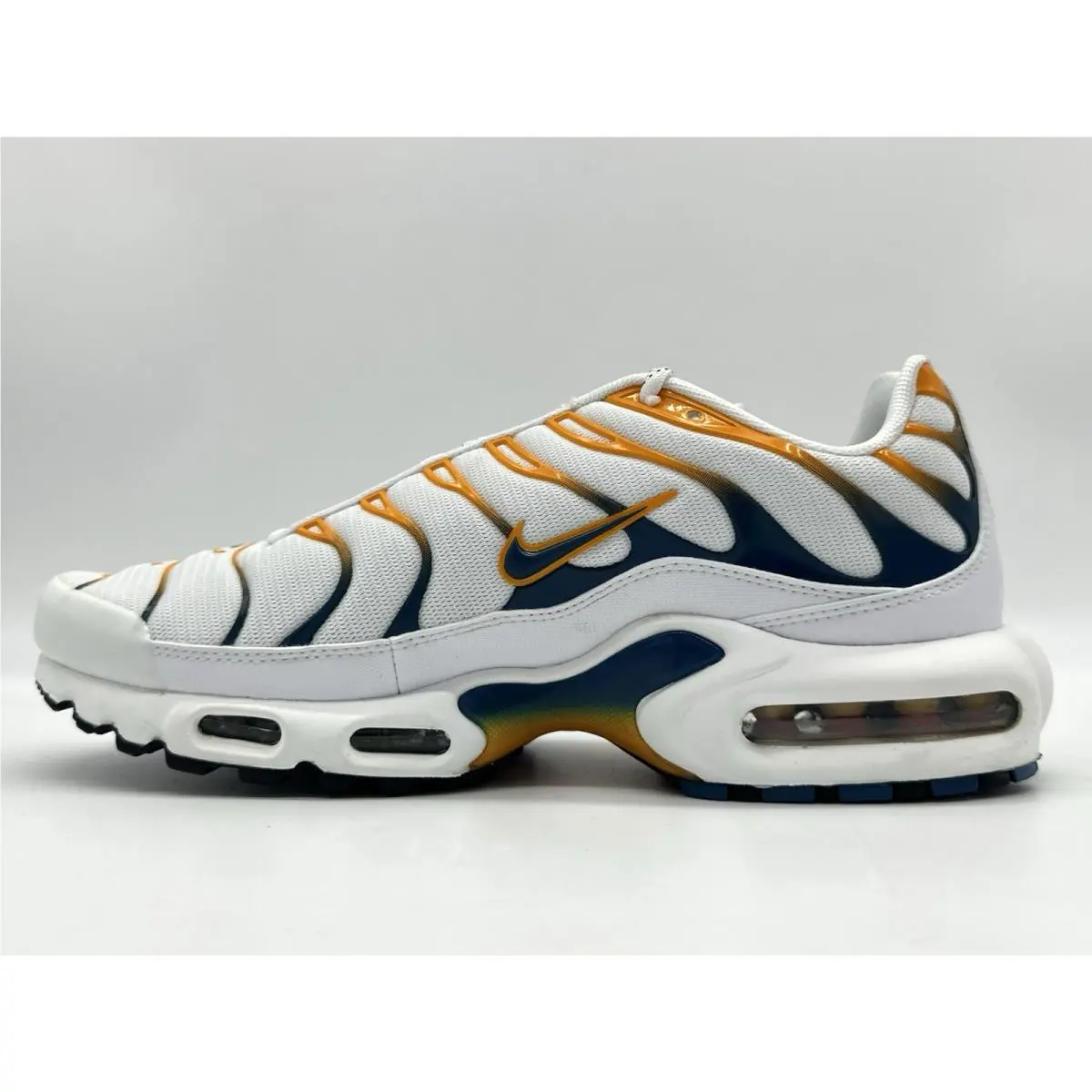 Nike shoes - Nike Air Max Plus - Air Max Plus - DV3507-100 - White / Marina / Kumquat / Black (UPC: 195870890797) 1