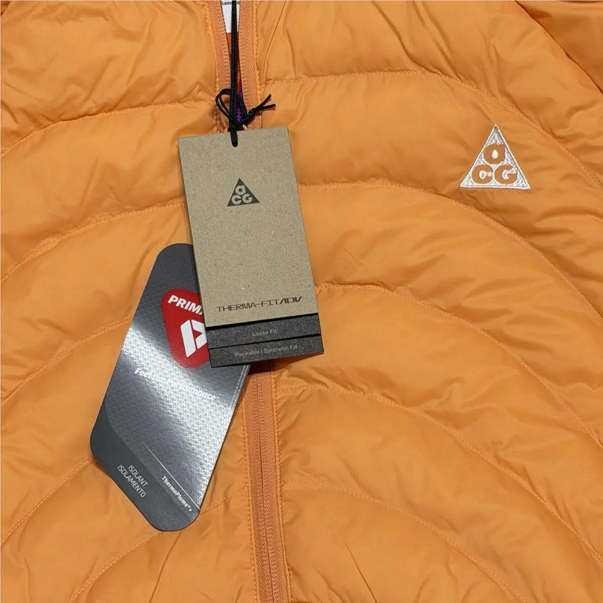 Nike clothing - Orange (UPC: 0198482024239) 3