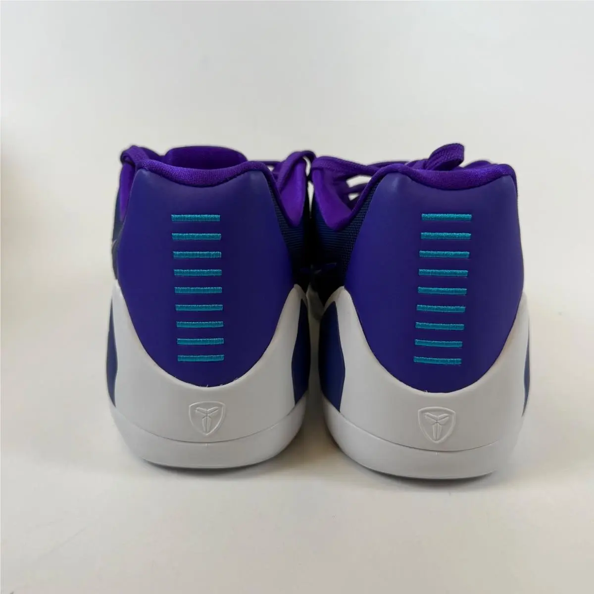 Nike shoes - Nike Kobe 9 Elite Low EM Protro Hornets - Purple 3