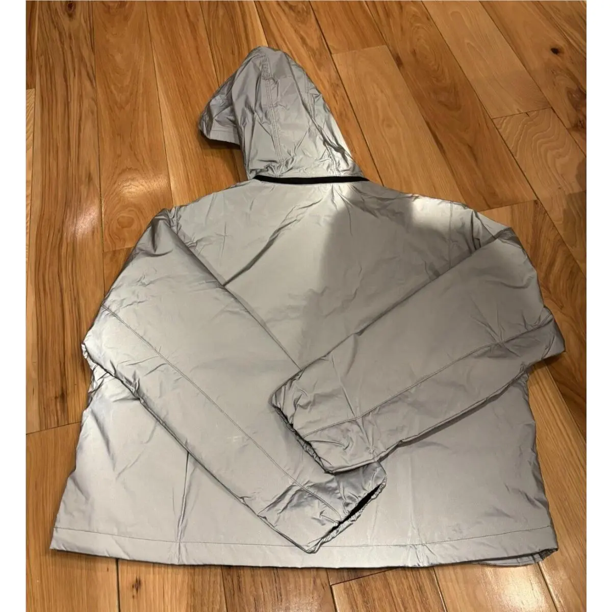 Nike clothing - Reflect Silver (UPC: 197600729247) 2
