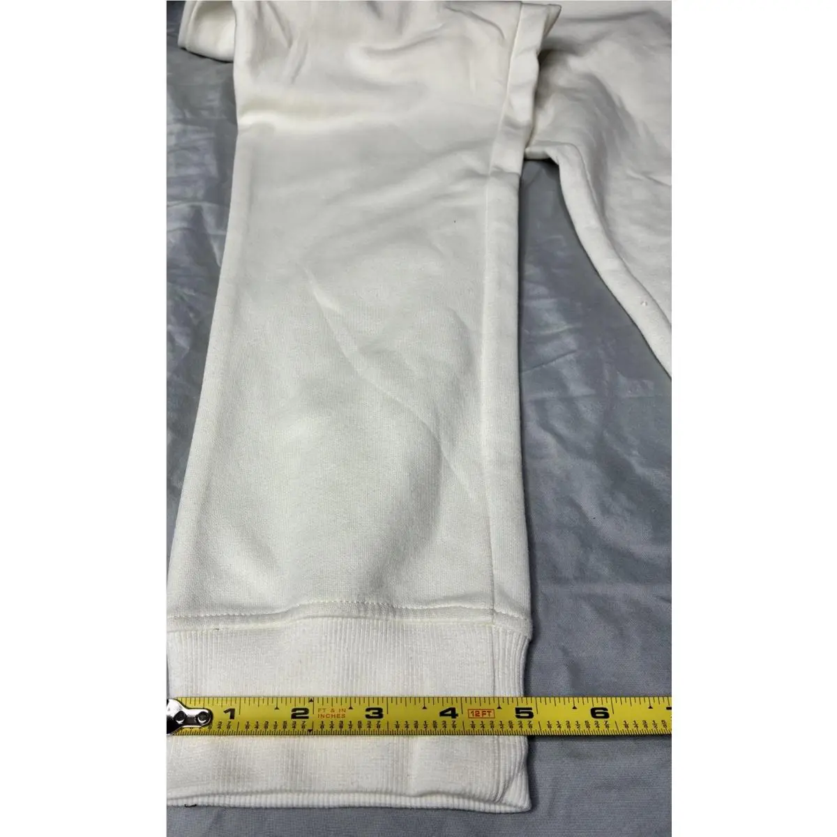 Nike clothing - Ivory 17