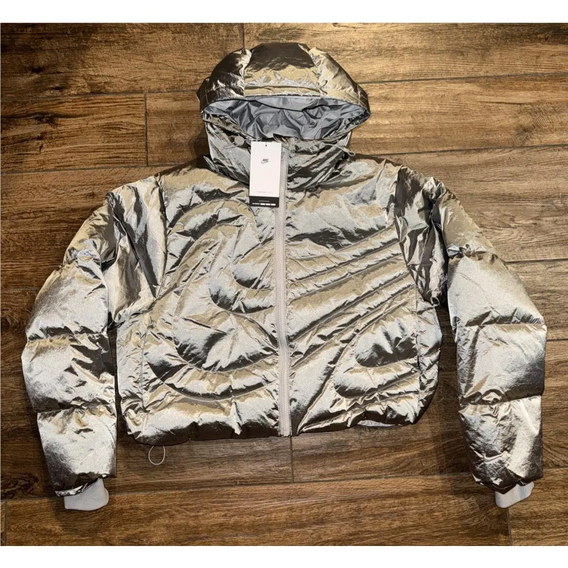 Nike clothing - Silver (UPC: 198482138110) 17