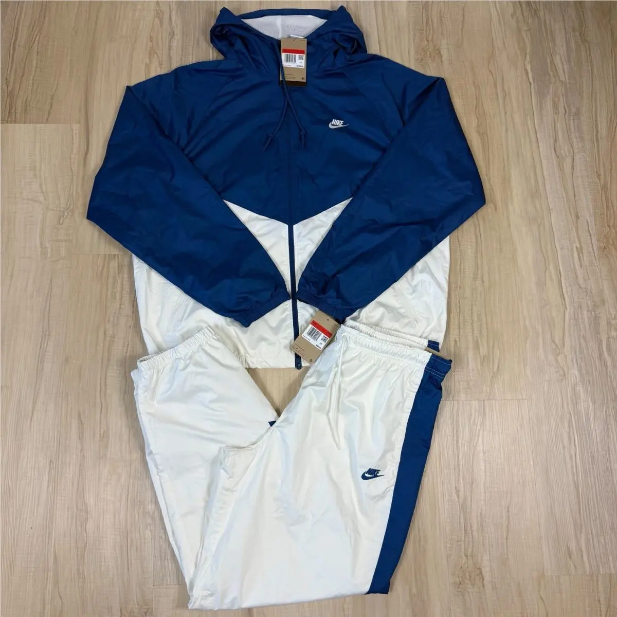 Nike Men`s Woven Tracksuit Set Windbraker Jacket Pants Blue White Size L