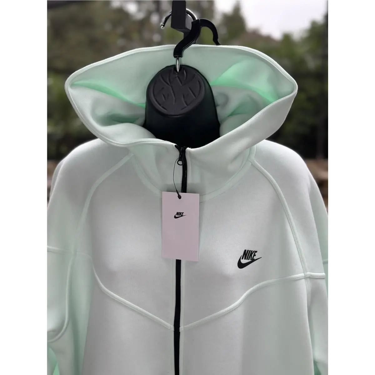 Nike clothing - Green 3