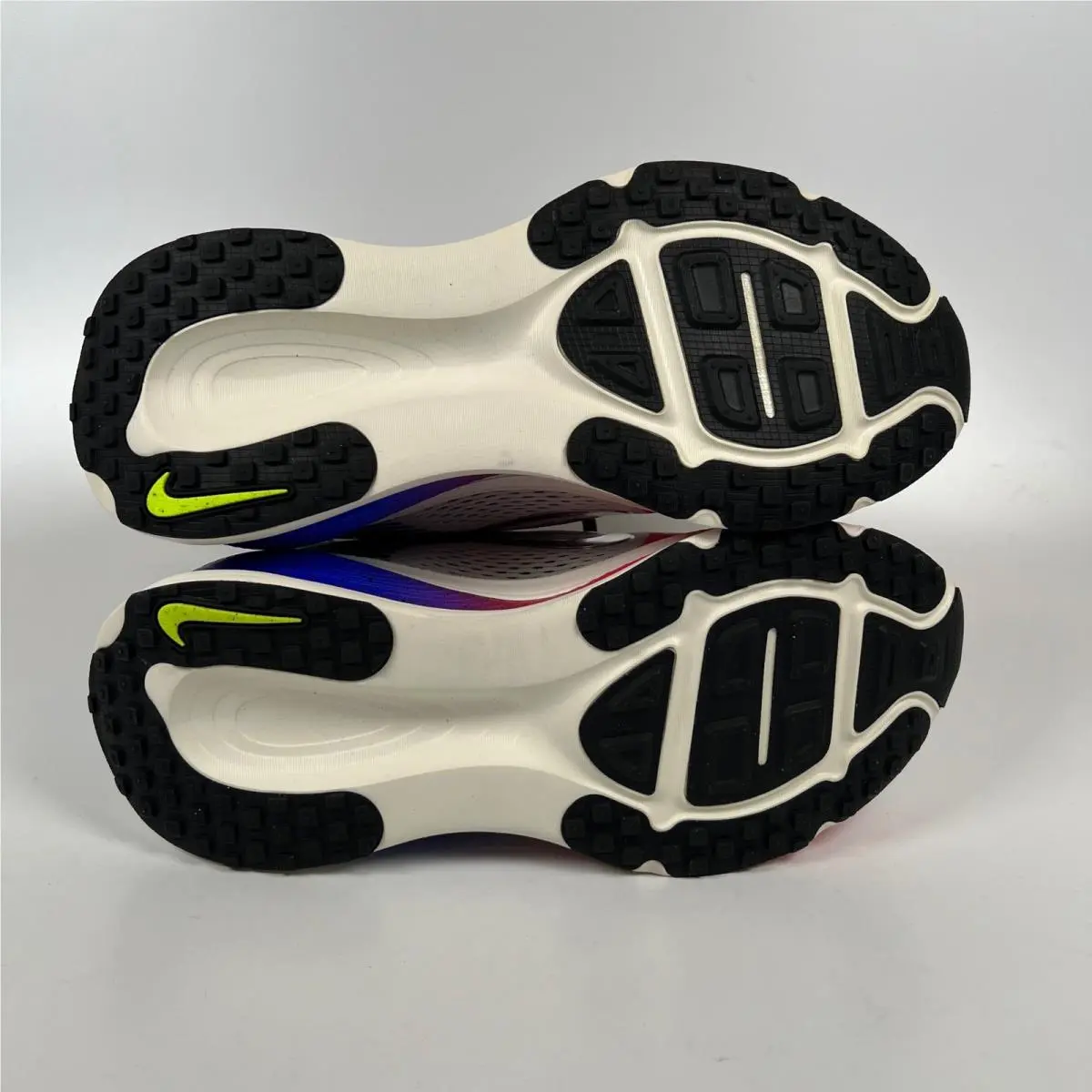 Nike shoes - Nike Air Zoom Vomero 16 - Multicolor 4