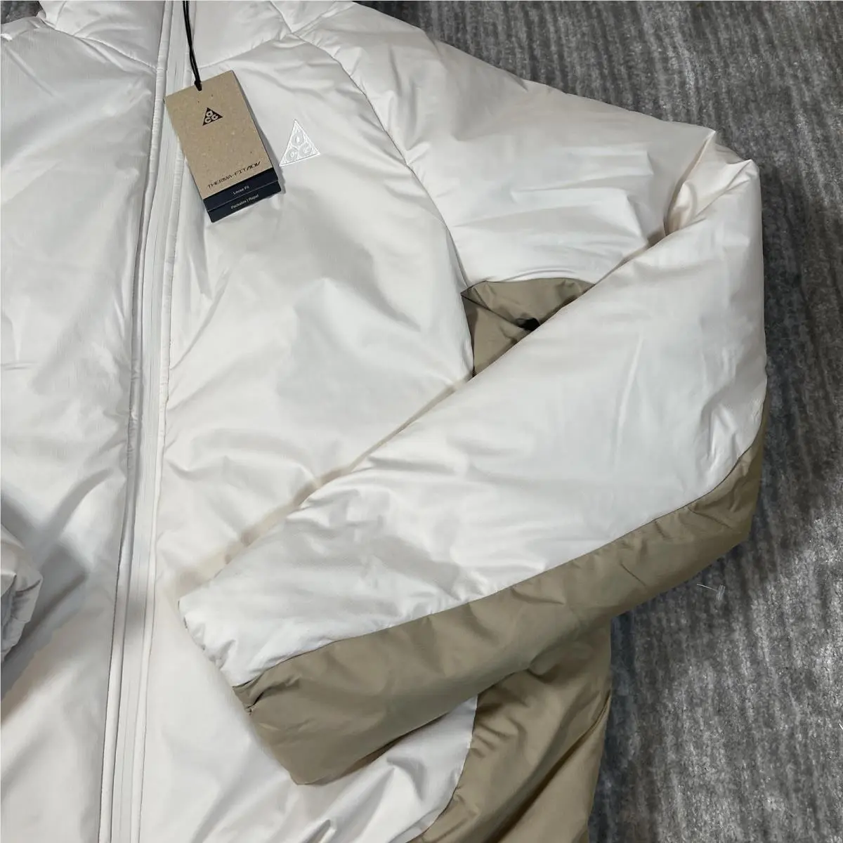 Nike clothing - White (UPC: 196600730239) 3