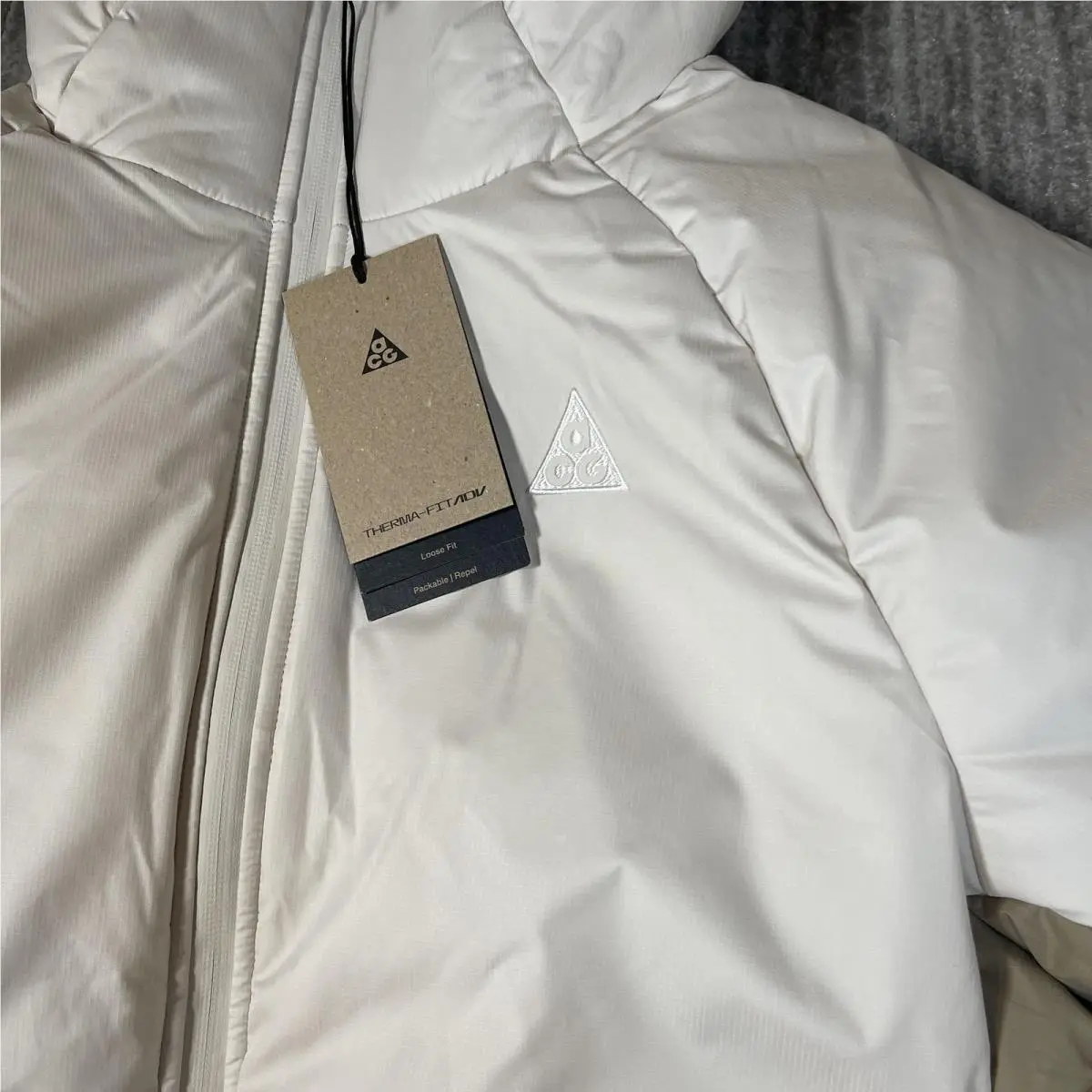 Nike clothing - White (UPC: 196600730239) 4