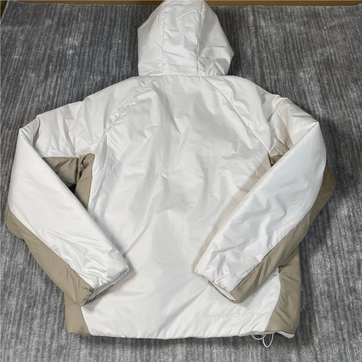 Nike clothing - White (UPC: 196600730239) 7
