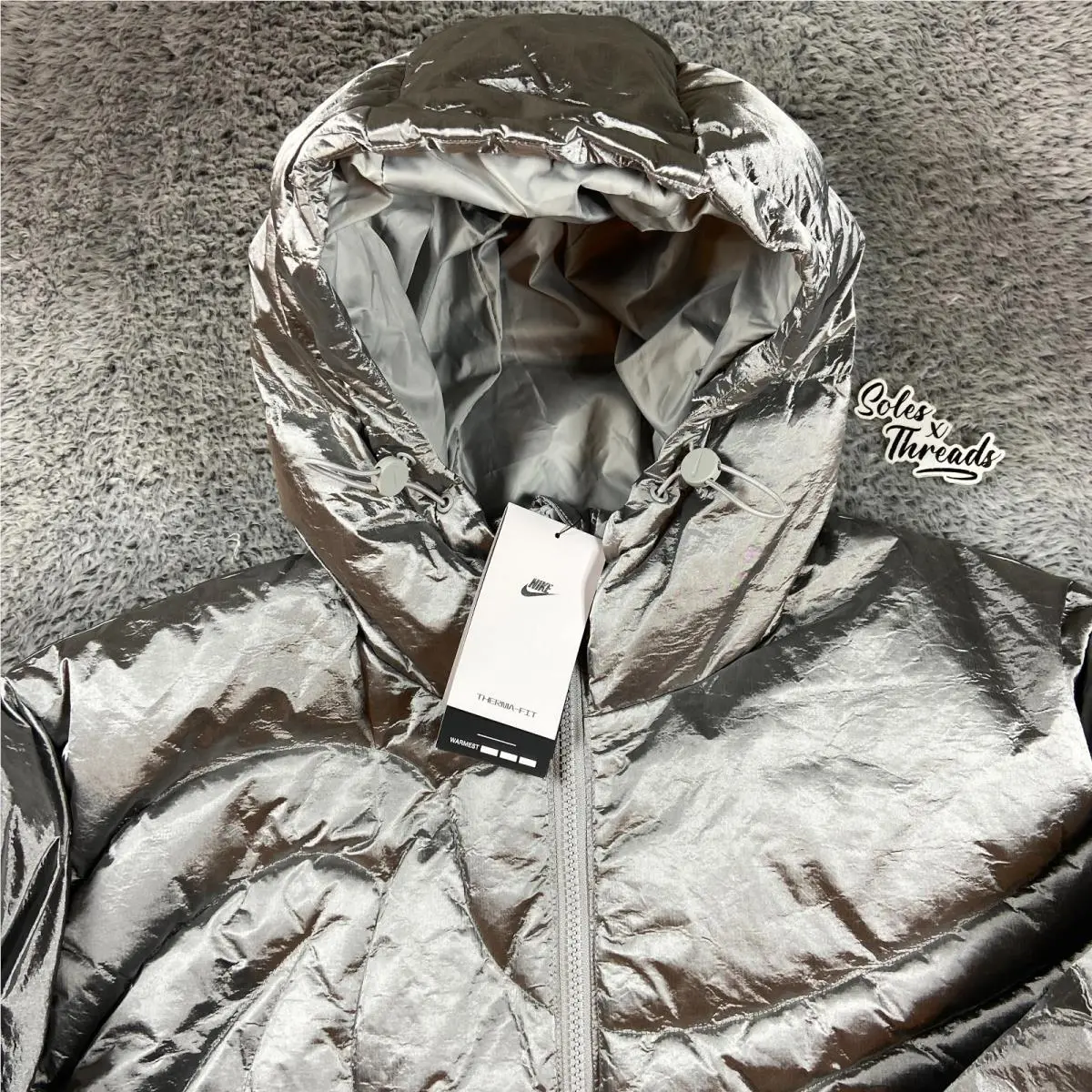 Nike clothing - Silver 3