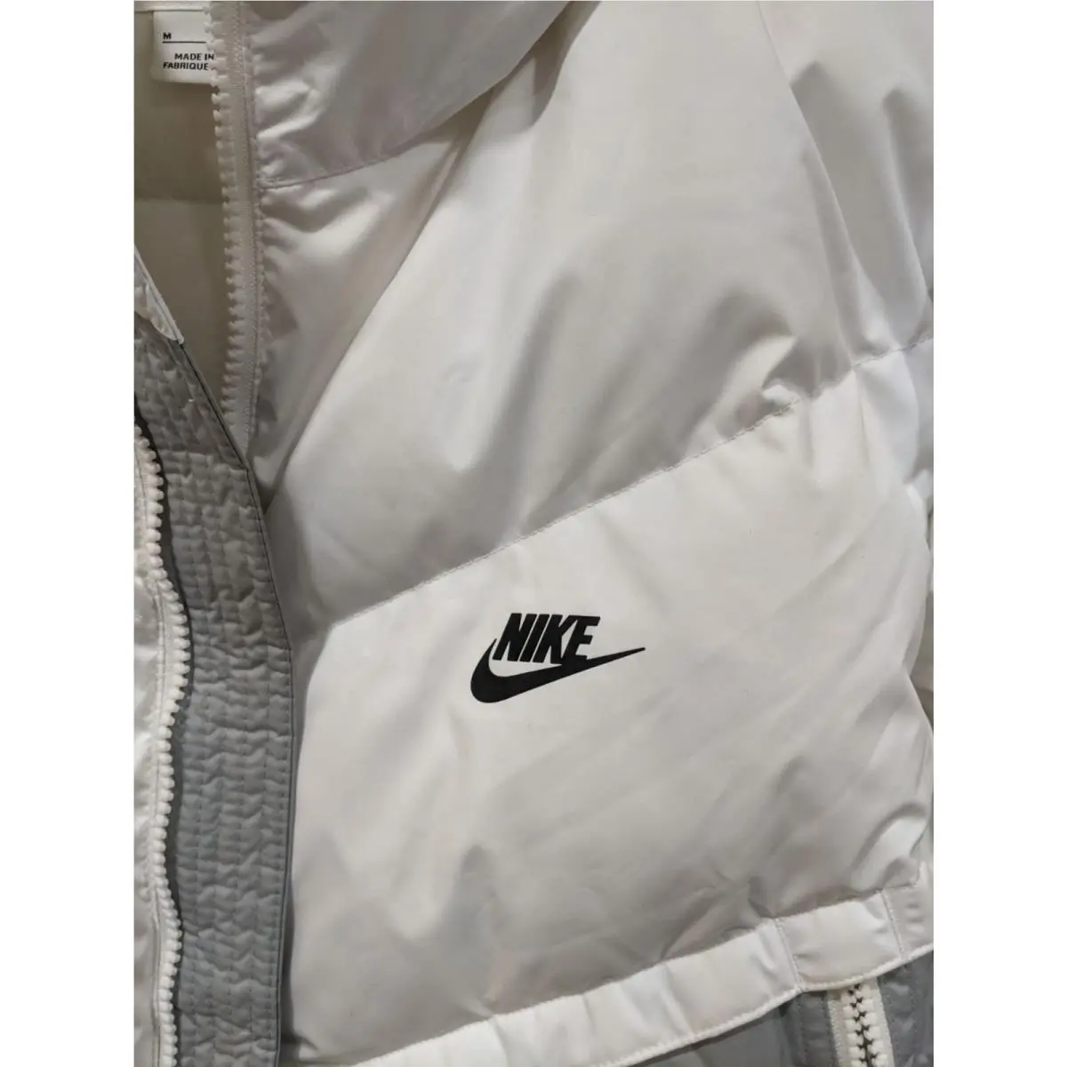 Nike clothing - White/Light Smoke Grey/Sail/Black (UPC: 195239062759) 5
