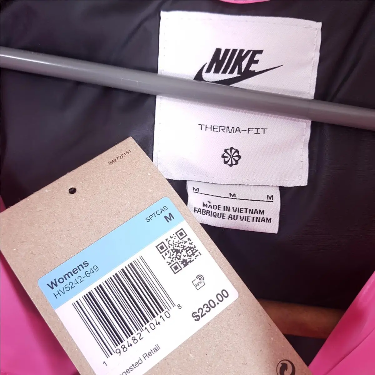Nike clothing - Pink / Black (UPC: 198482140892) 3