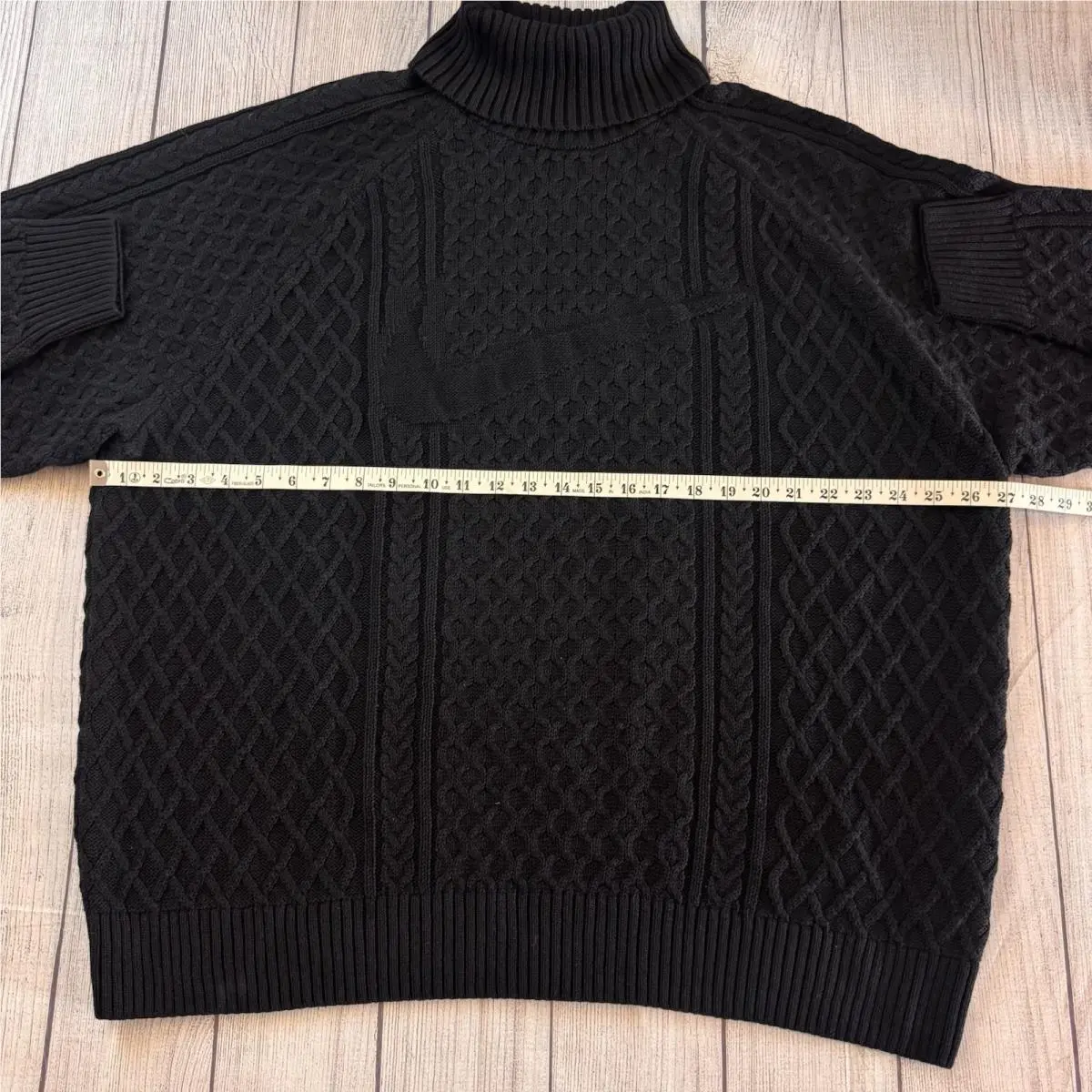 Nike clothing - Black (UPC: 196969378264) 4