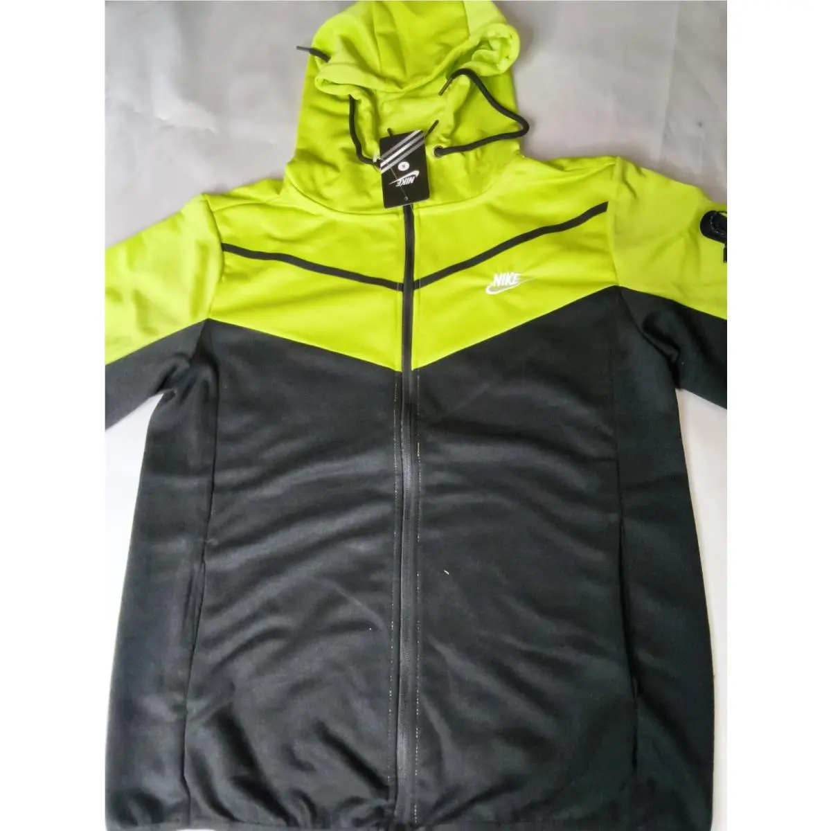 Nike clothing - Yellow 1