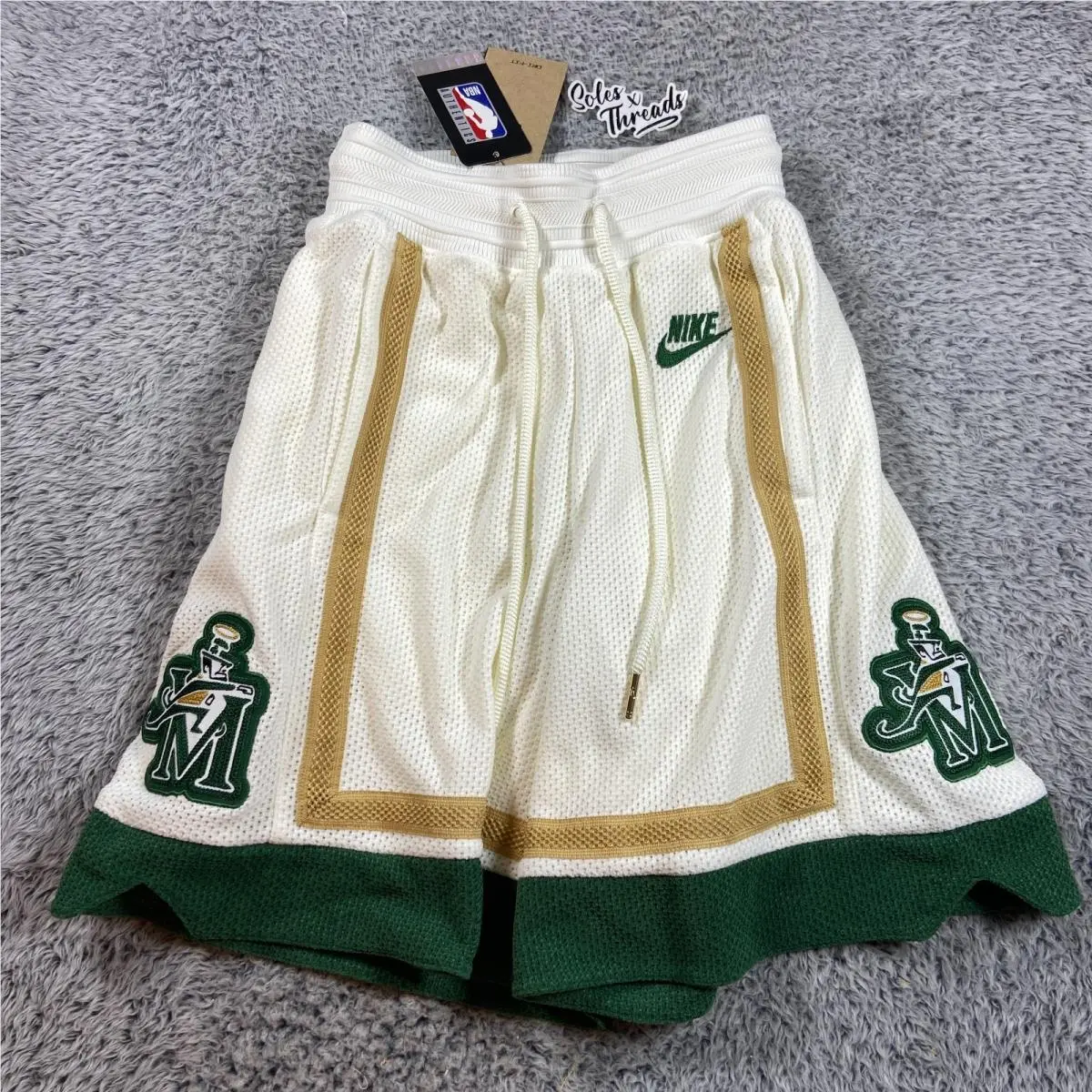Nike Lebron James St. Vincent St. Mary’s Reserve Basketball Shorts Size XS Men