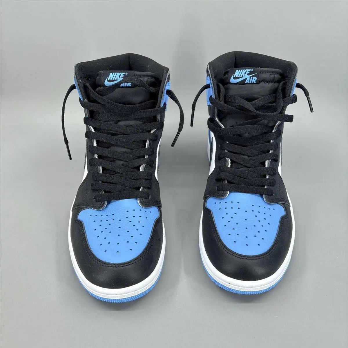 Nike shoes - Jordan Air Jordan 1 Retro High OG - Blue 3