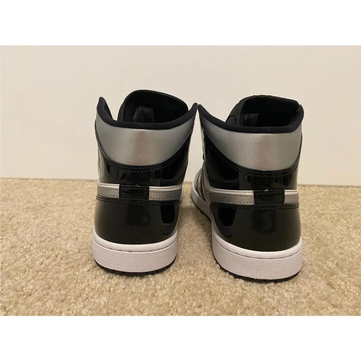 Nike shoes - Nike Air Jordan 1 - Air - HV0789 - White 1