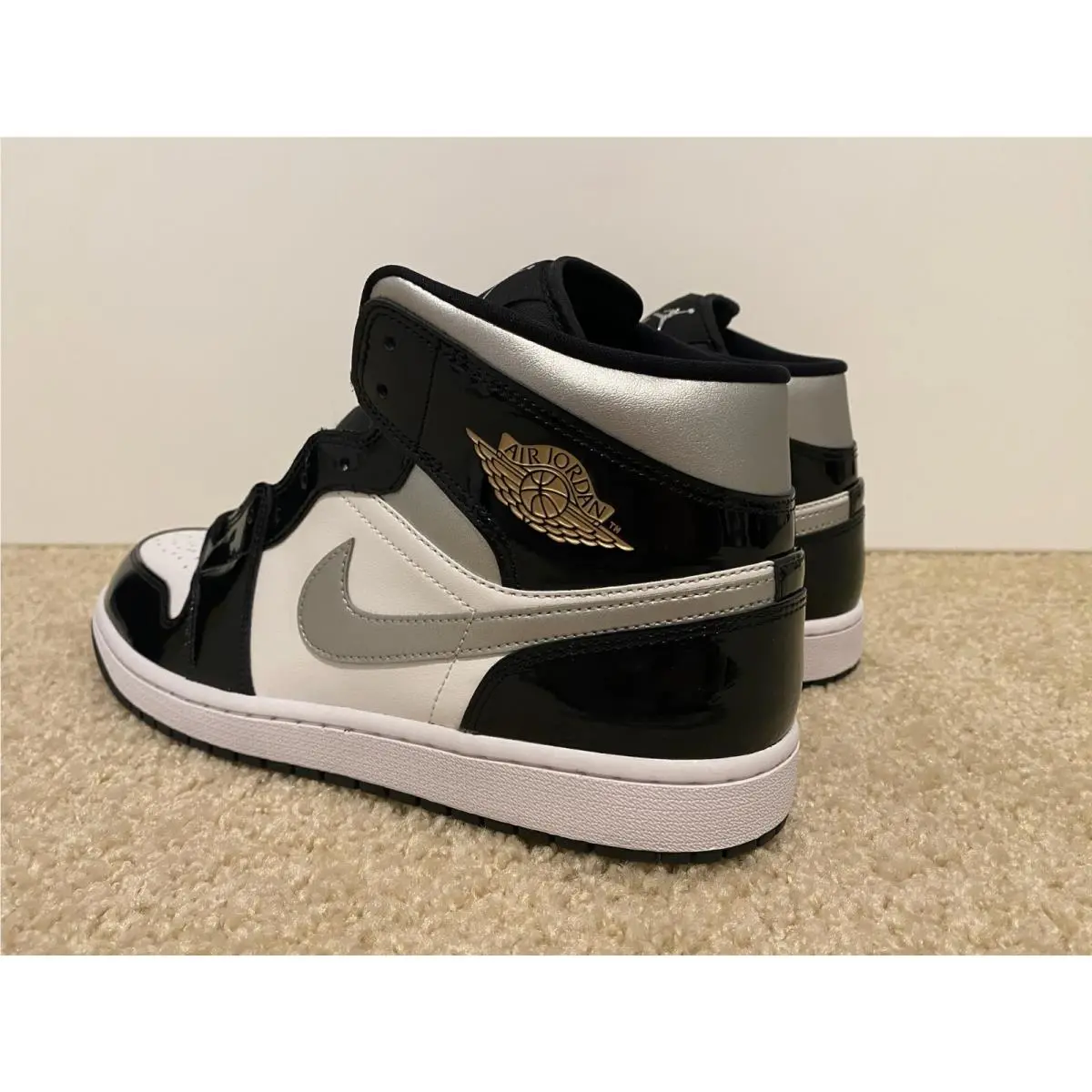 Nike shoes - Nike Air Jordan 1 - Air - HV0789 - White 0