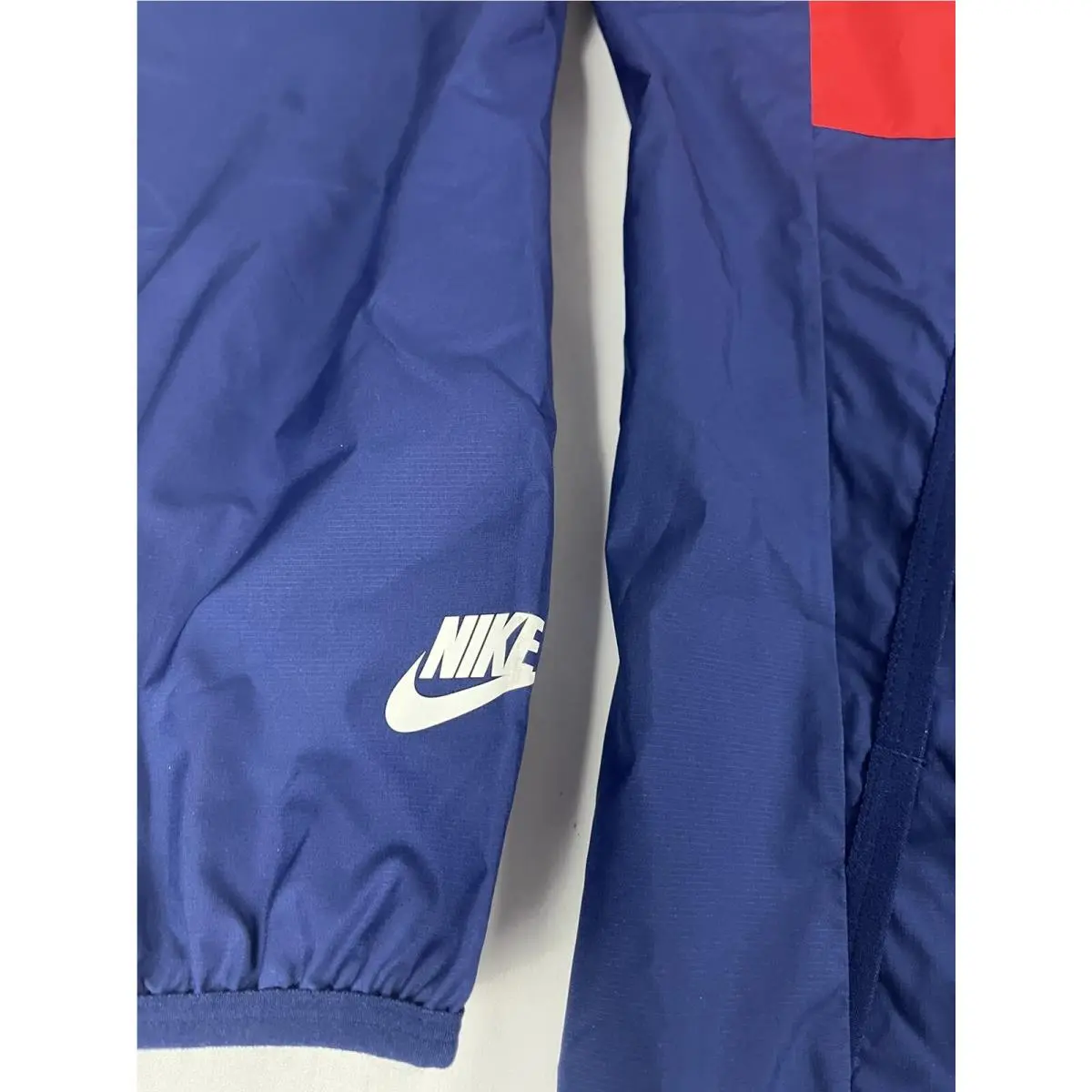 Nike clothing - Nike CN7075-688 - Red (UPC: 0193654624866) 2