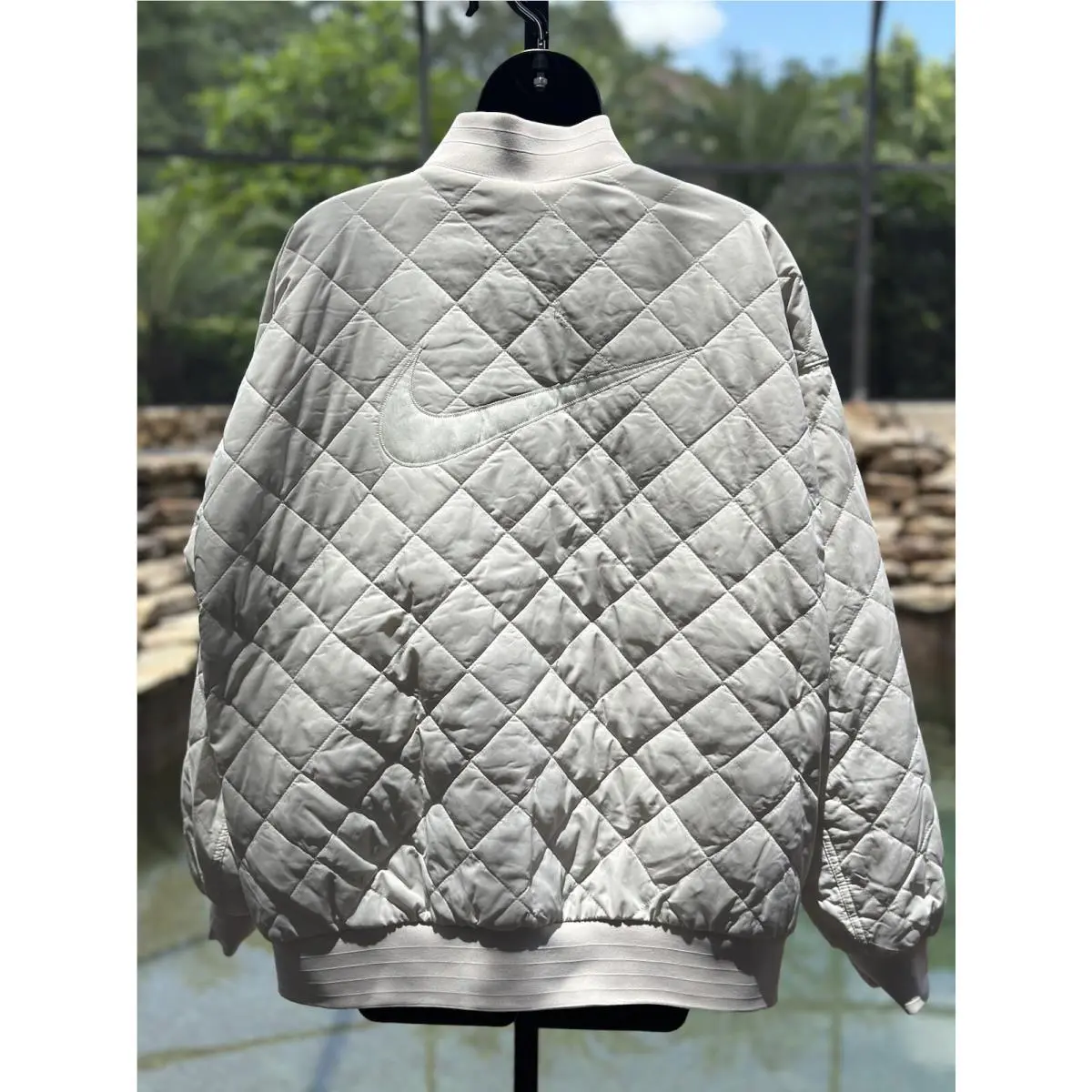Nike clothing - Cream 4