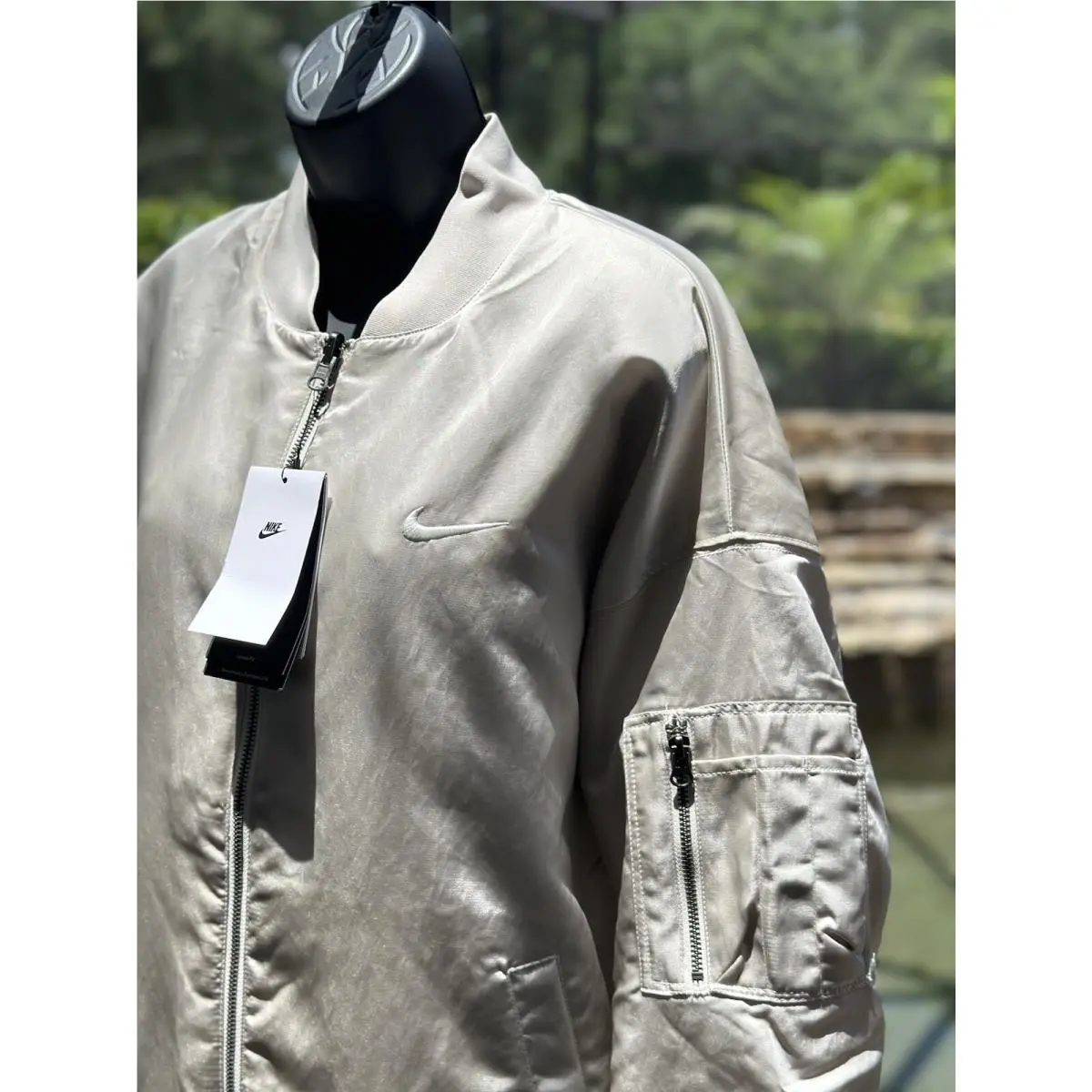 Nike clothing - Cream 7