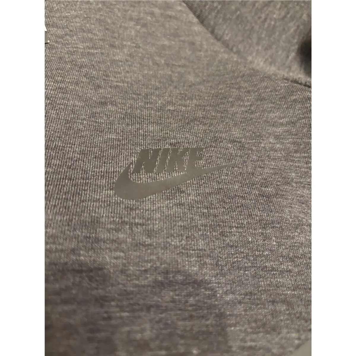 Nike clothing - Black Heather (UPC: 198482637170) 0