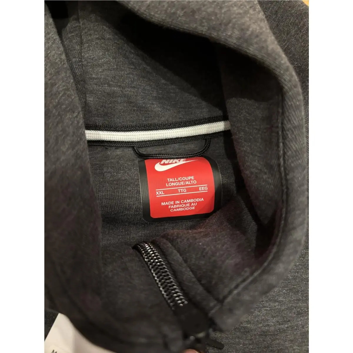 Nike clothing - Black Heather (UPC: 198482637170) 2