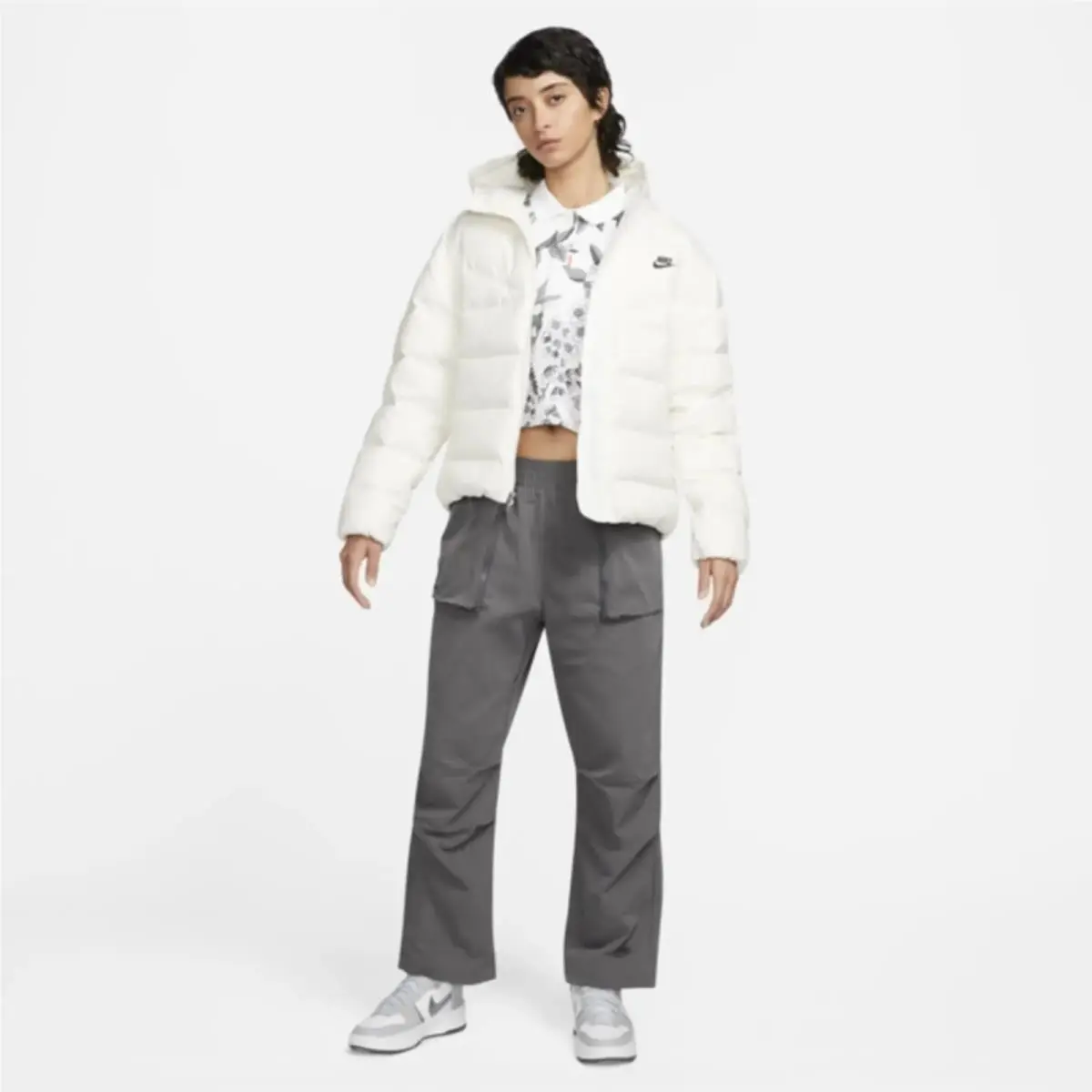 Nike clothing - White 1
