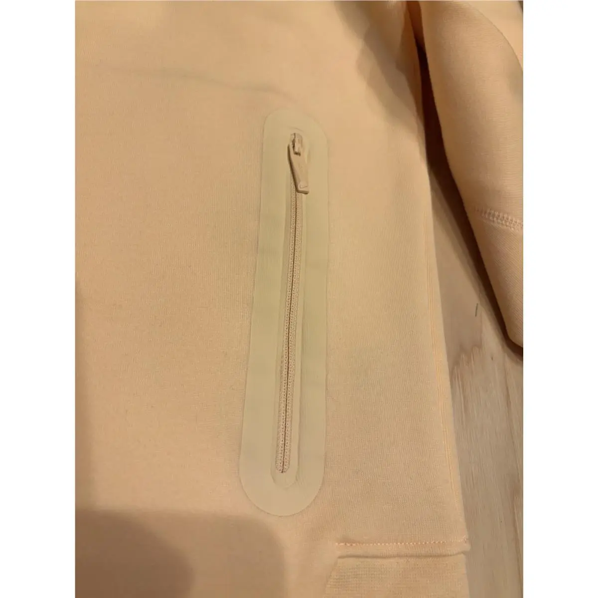 Nike clothing - Ice Peach (UPC: 197601429115) 8