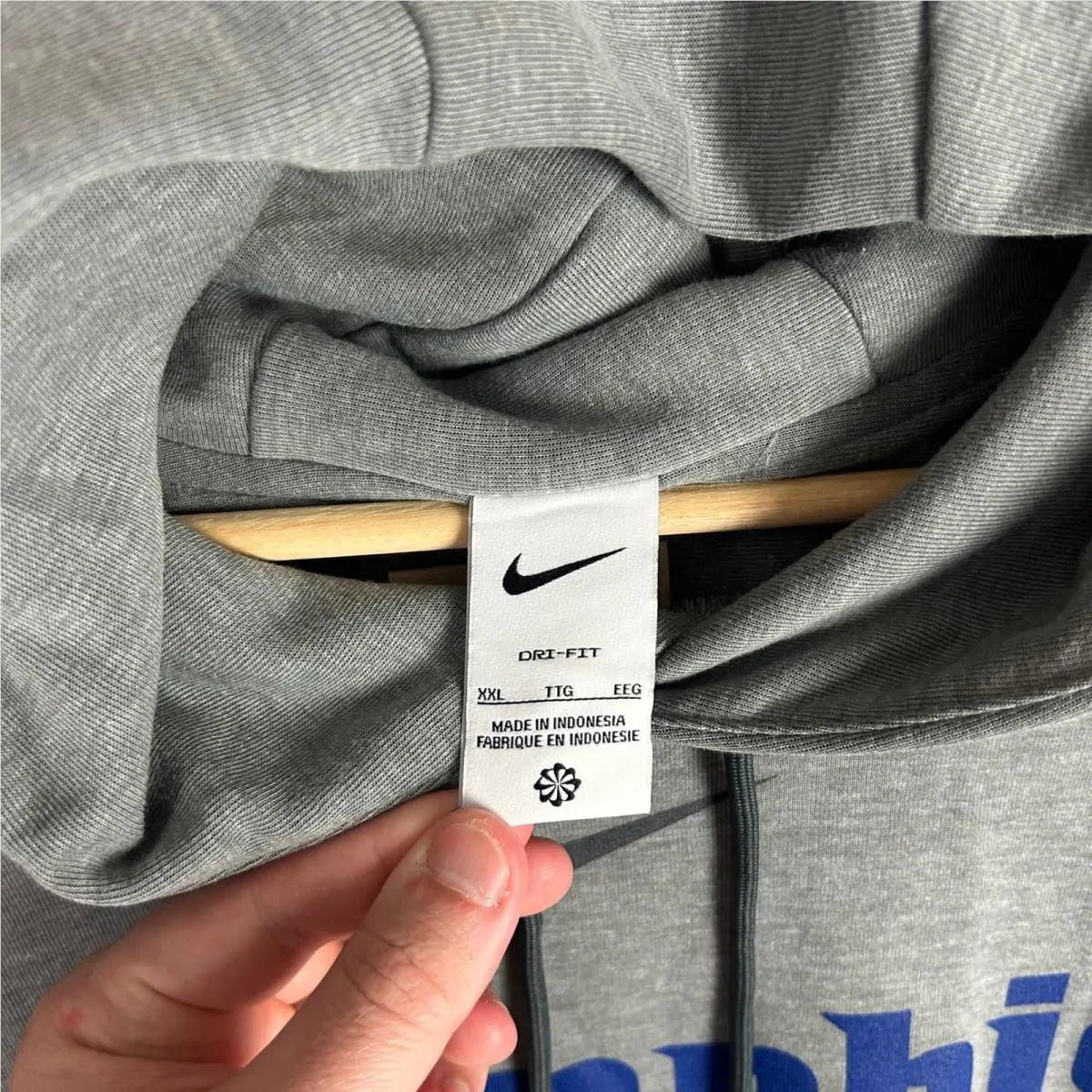 Nike clothing - Gray 4
