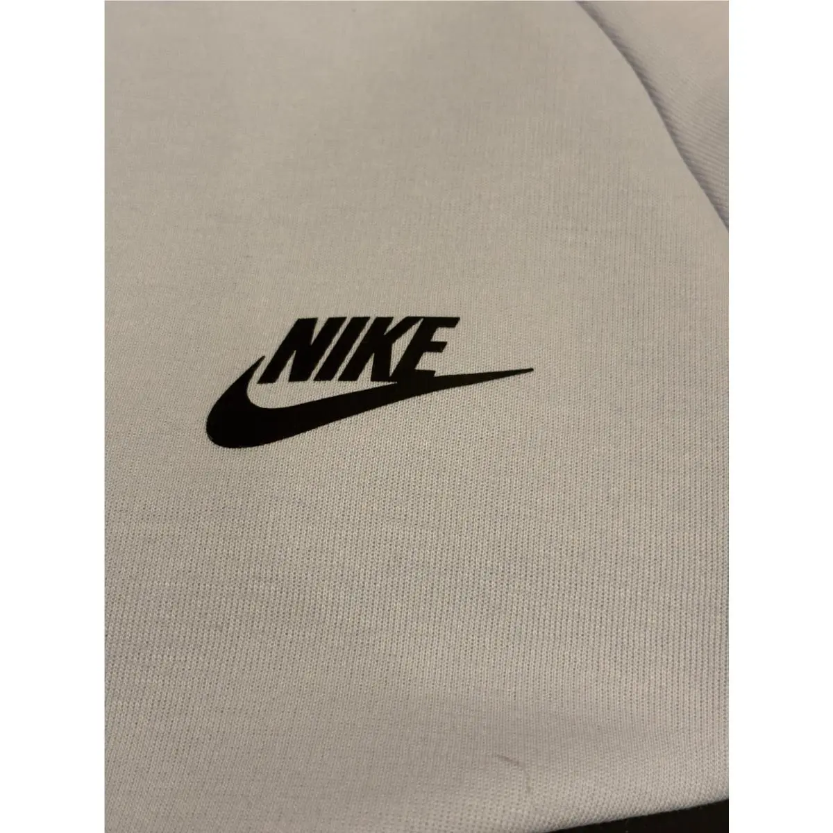 Nike clothing - Ghost (UPC: 198482827656) 1