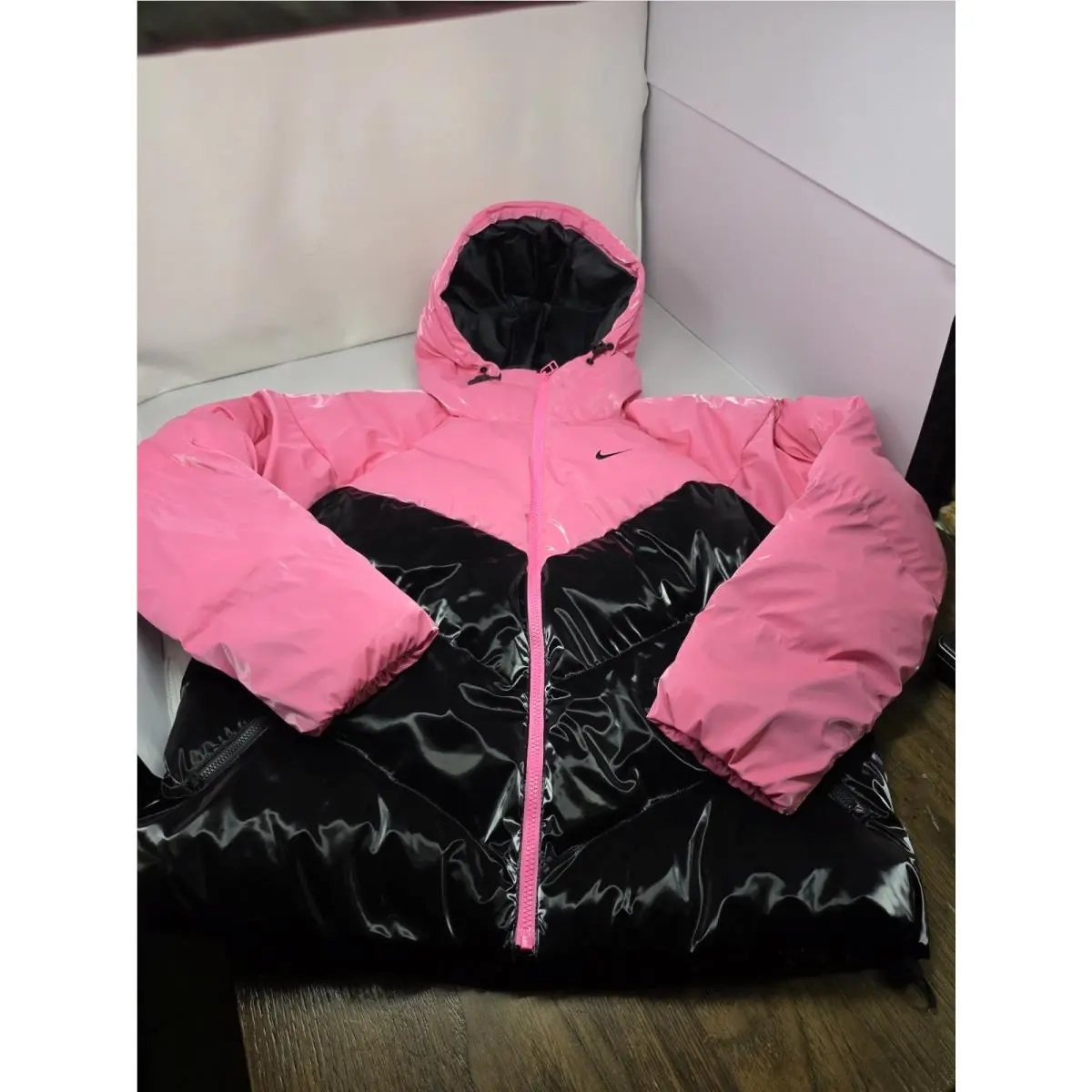 Nike clothing - therma-fit - Pink / Black (UPC: 198482140892) 0