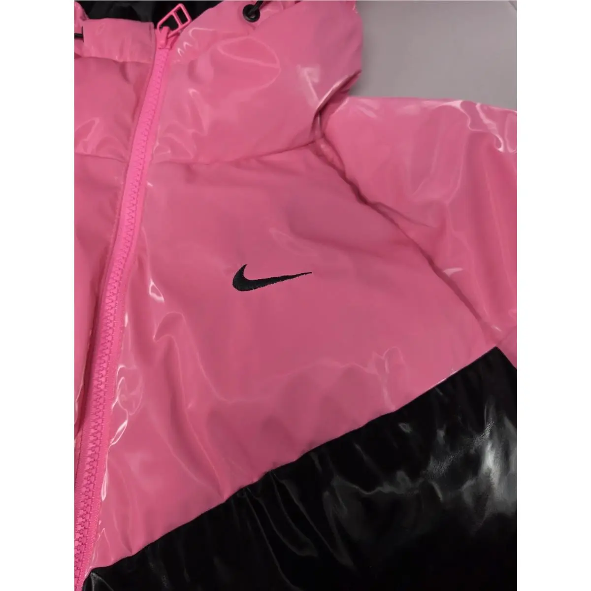 Nike clothing - therma-fit - Pink / Black (UPC: 198482140892) 2