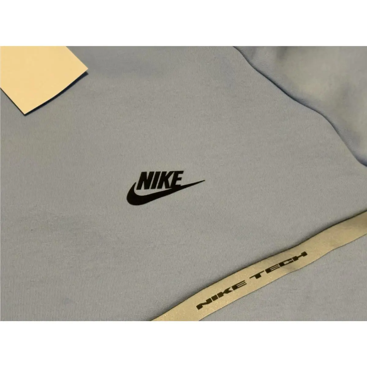 Nike clothing - Blue (UPC: 198484643476) 0