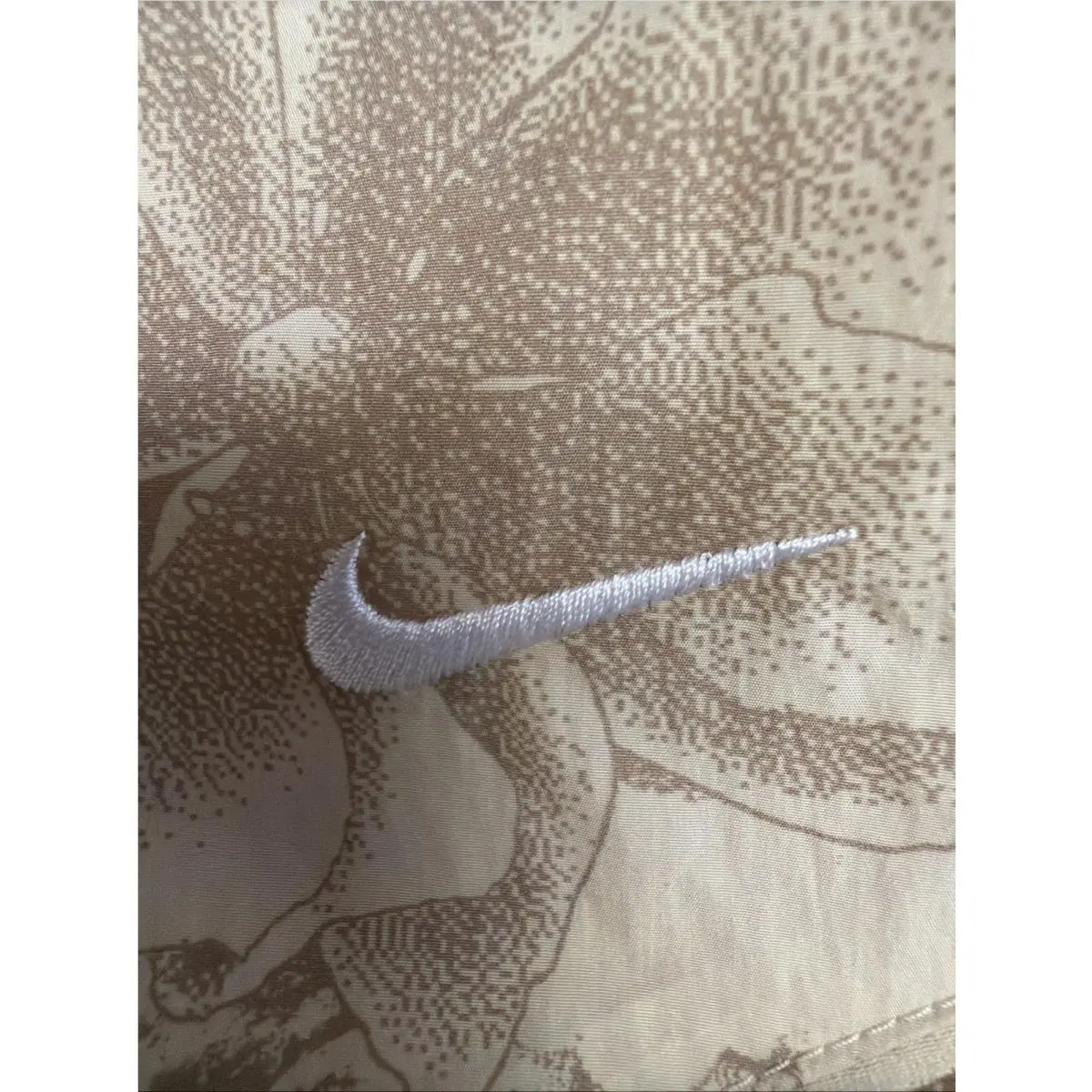 Nike clothing - Beige (UPC: 0197860217461) 6