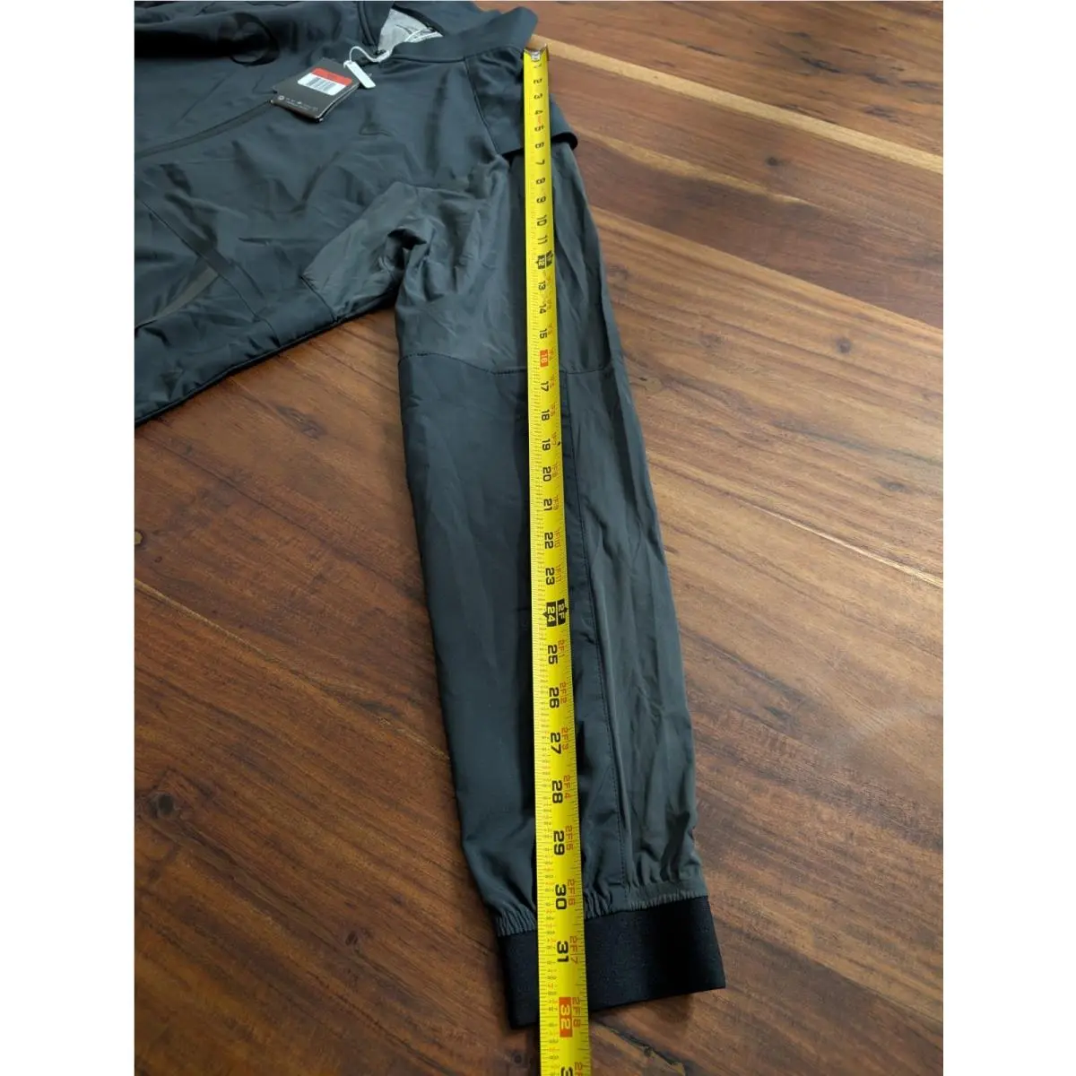 Nike clothing - 621919-010 - 621919010 - Black (UPC: 883418390549) 4
